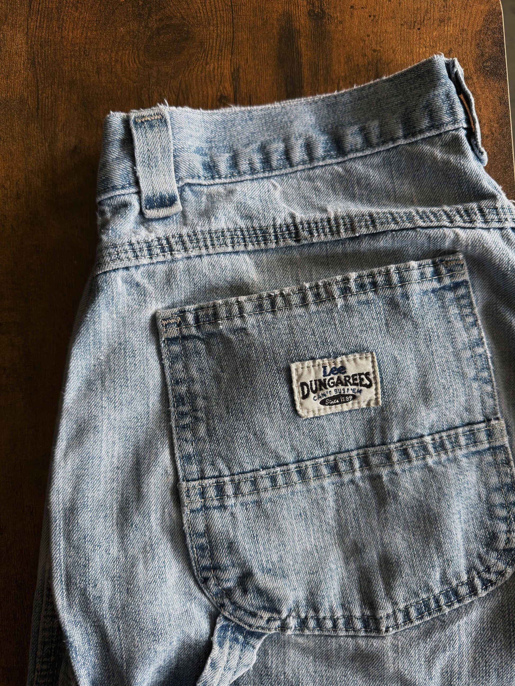 VINTAGE LEE CARPENTER DENIM SHORT - 33