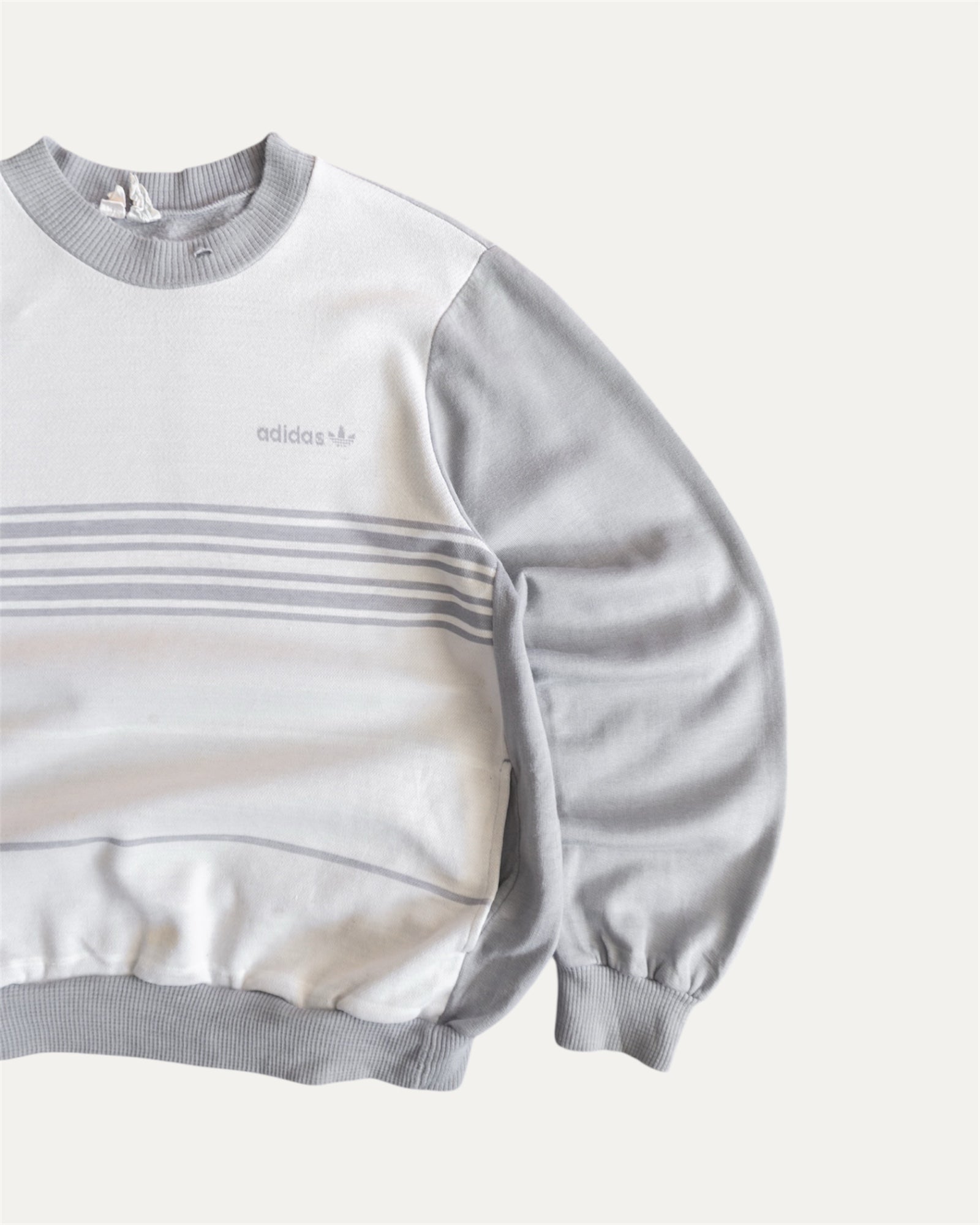 (M) 80’S VINTAGE ADIDAS SWEATER