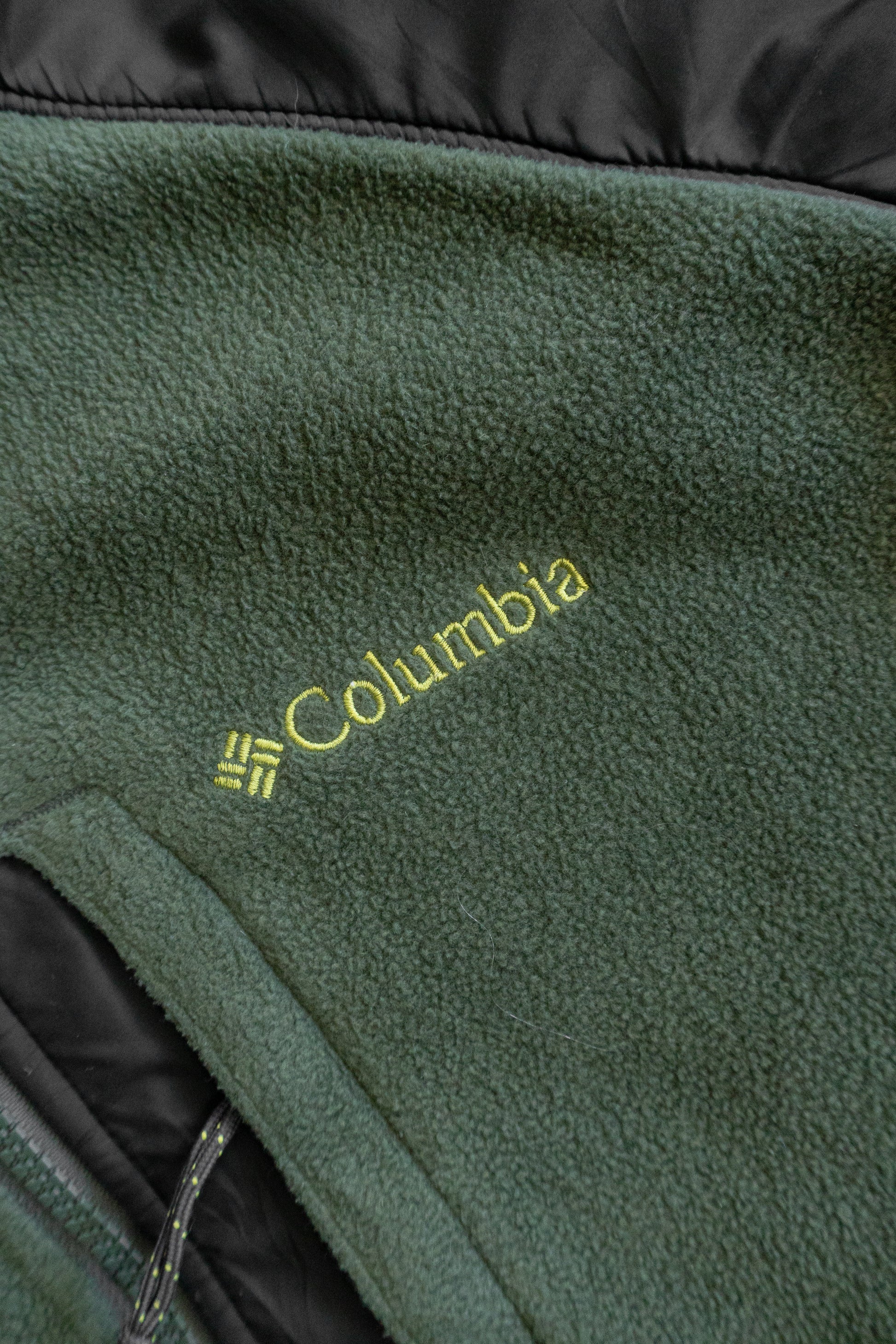 (FIT L) COLUMBIA FLEECE JACKET