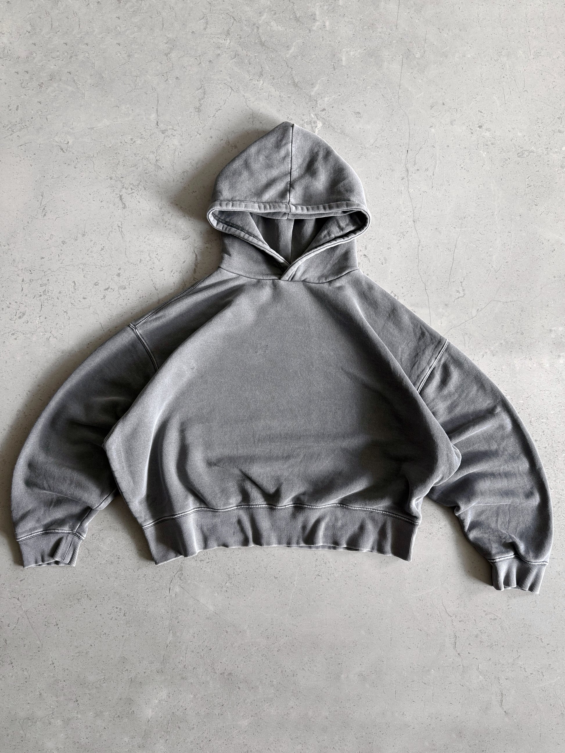 (BOXY M) GRAY FADED BOXY HOODIE