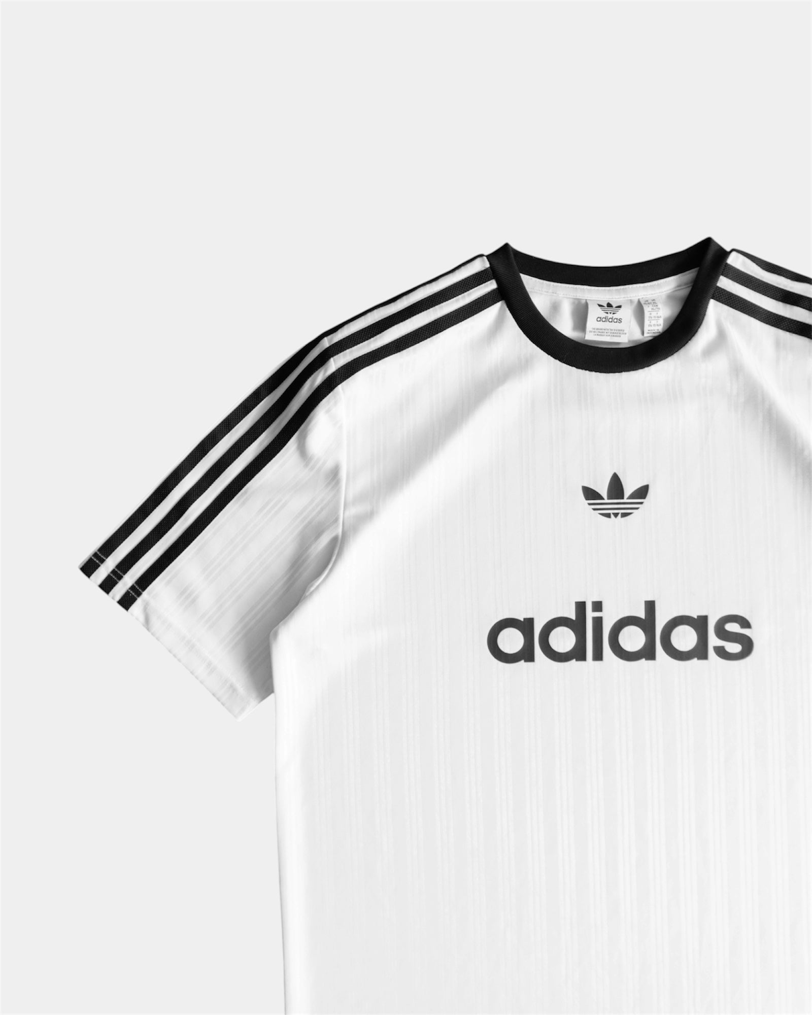 (M/L) ADIDAS BLACK WHITE STRIPE TEE
