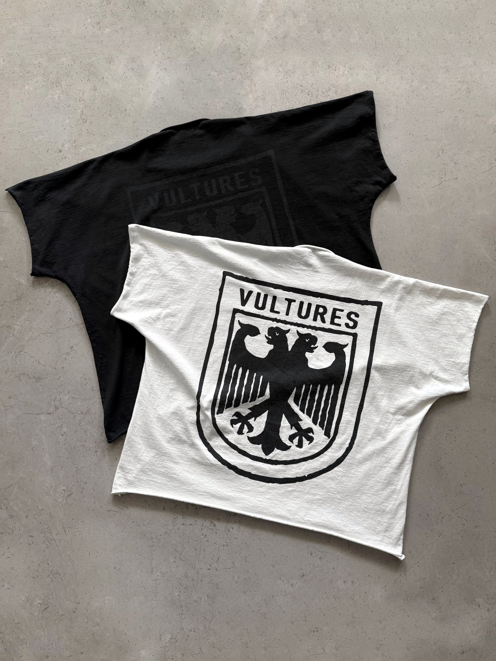 (L) KANYE WEST VULTURES SIZE 2