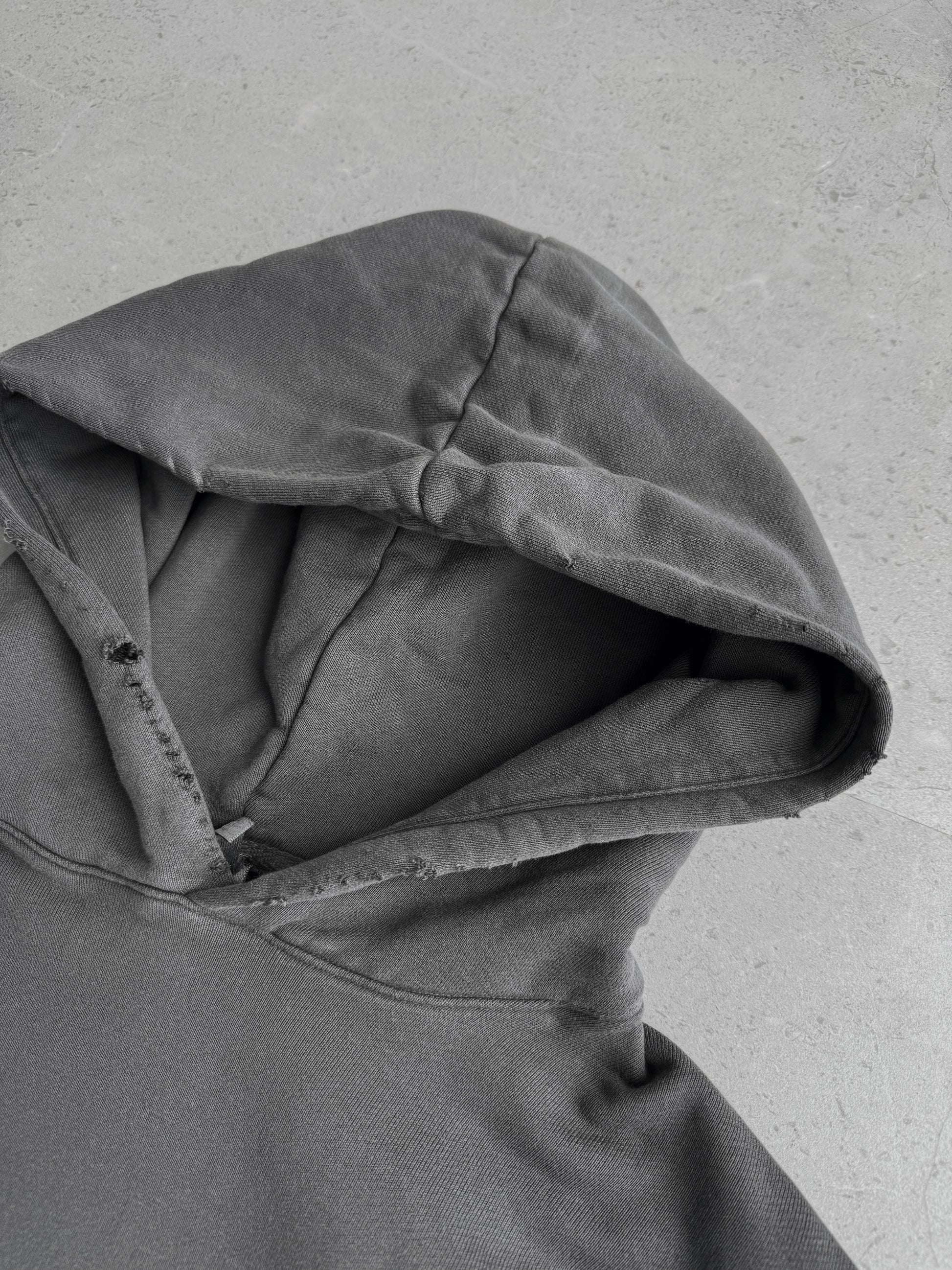(S) DISTRESSED GRAY HOODIE