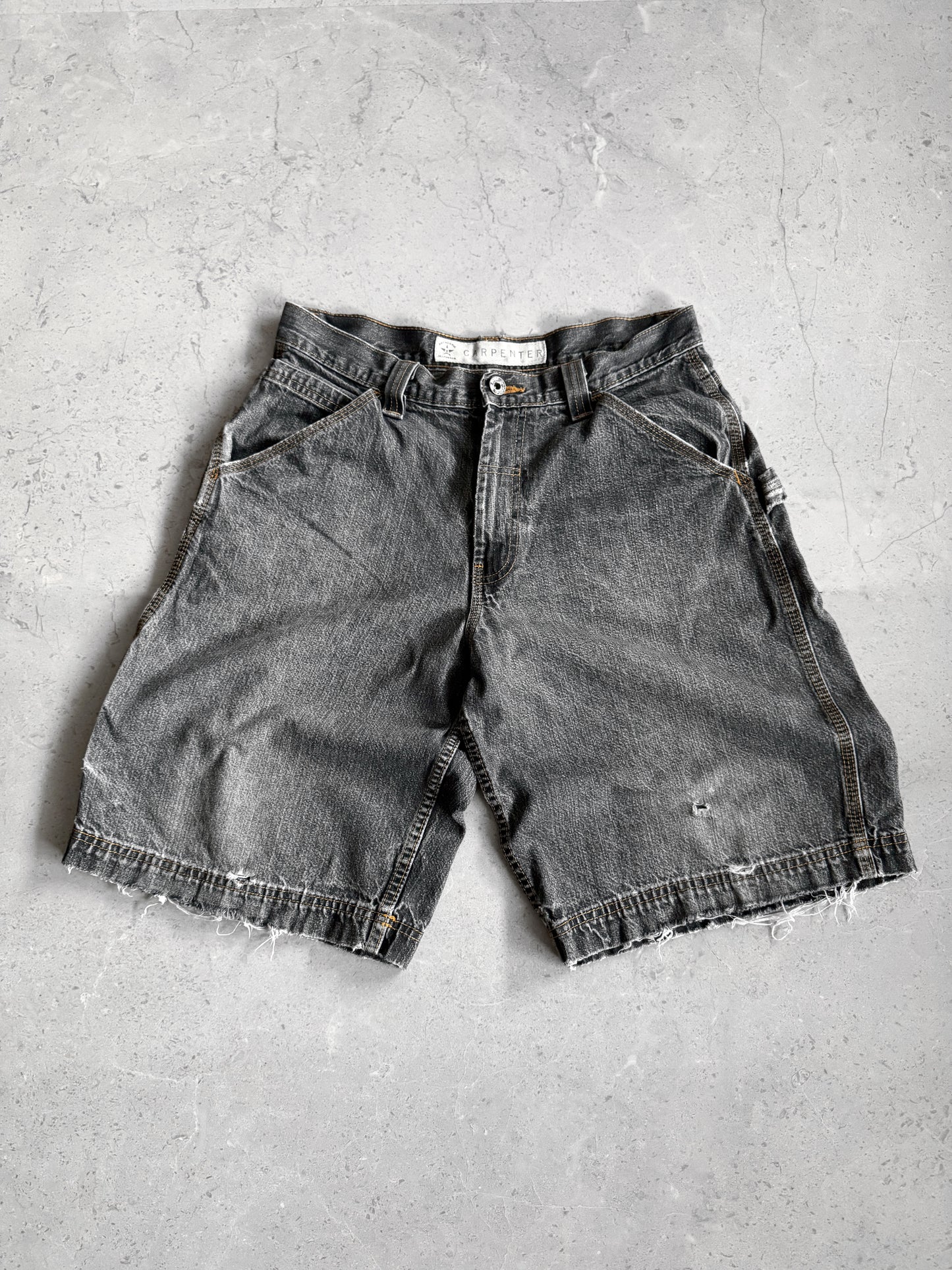 DISTRESSED X FADED SHORT - 32