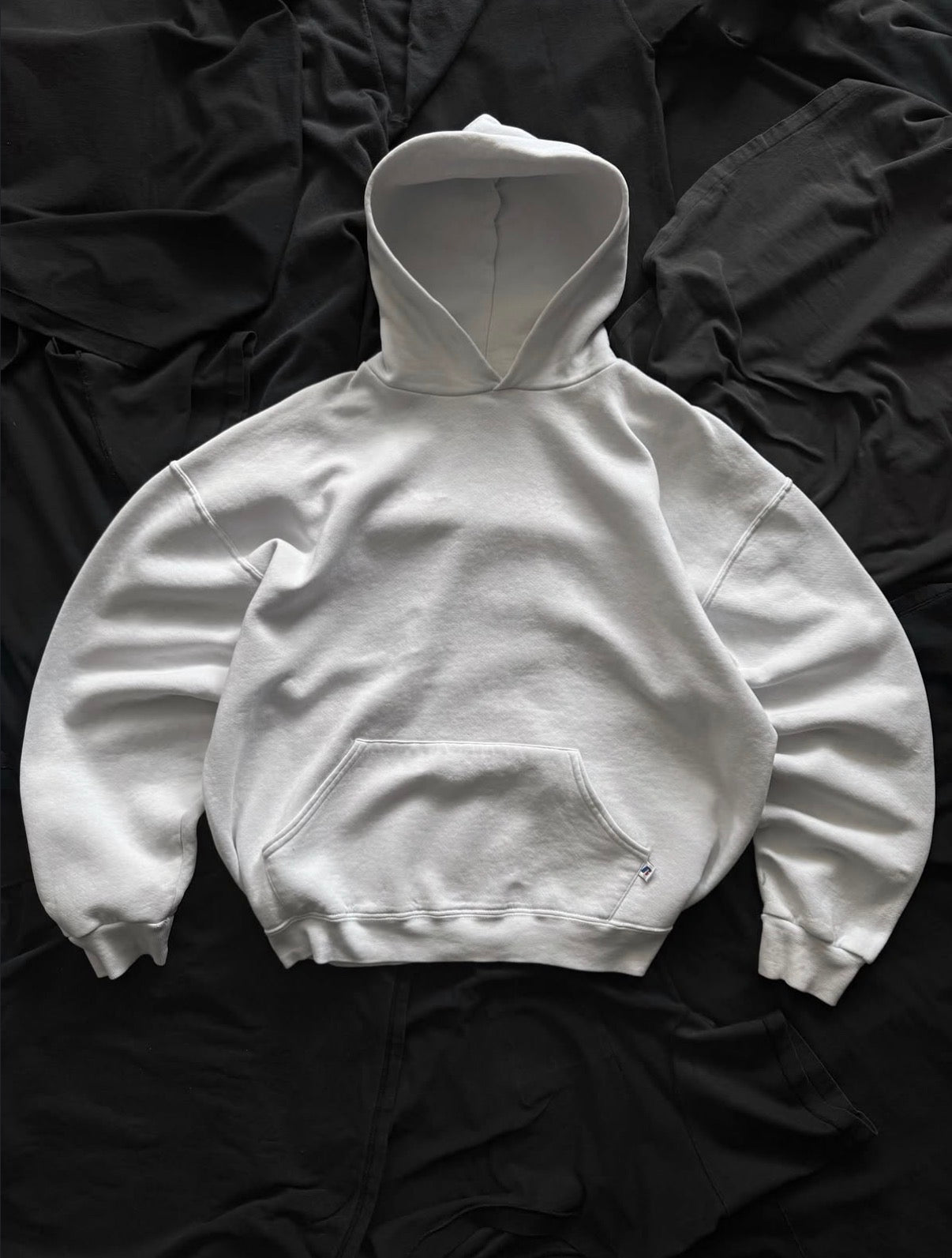 (BOXY L) 90’S VINTAGE RUSSELL MADE IN USA WHITE HOODIE