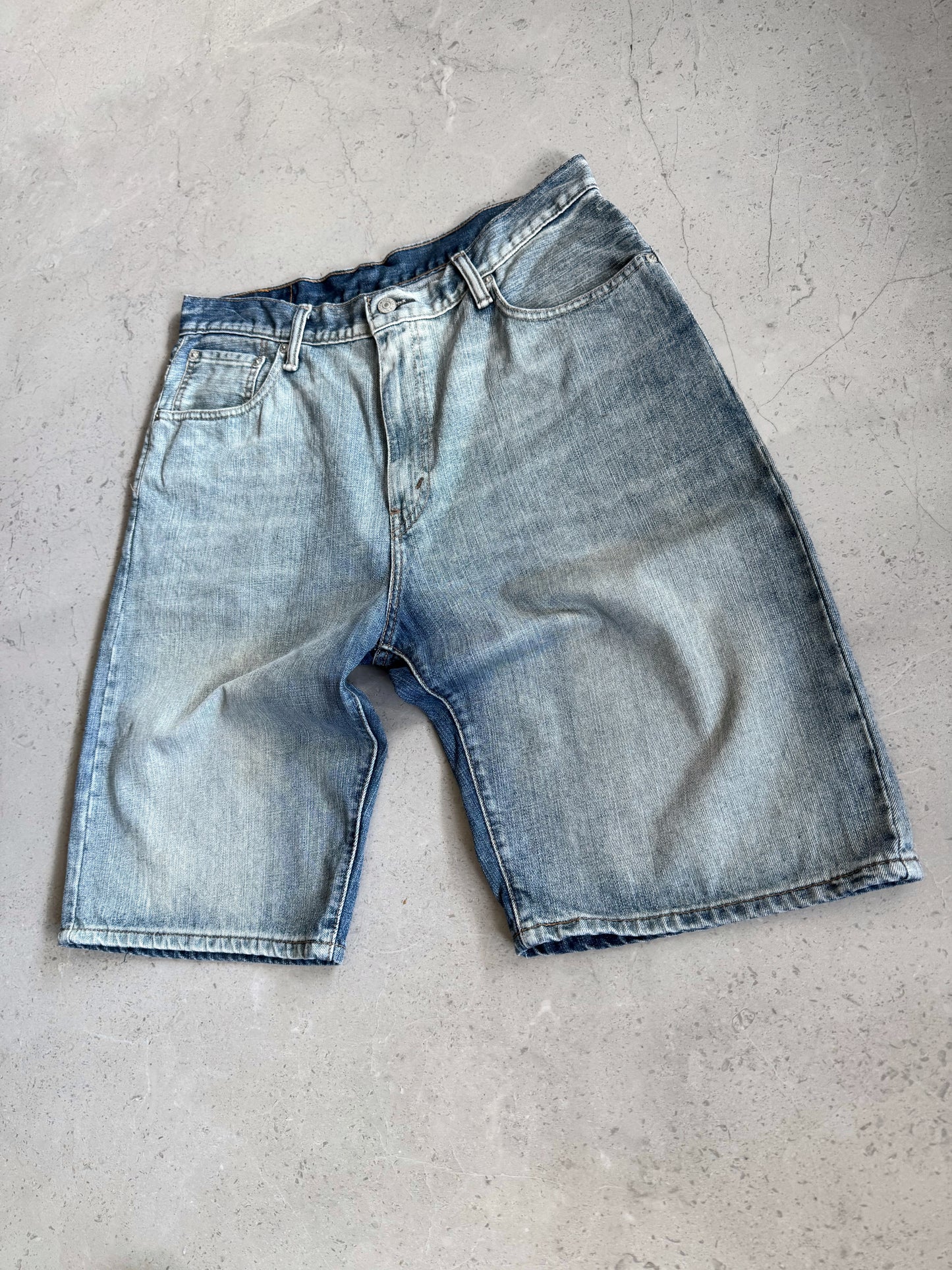 LEVIS FADED DENIM JORTS - 34