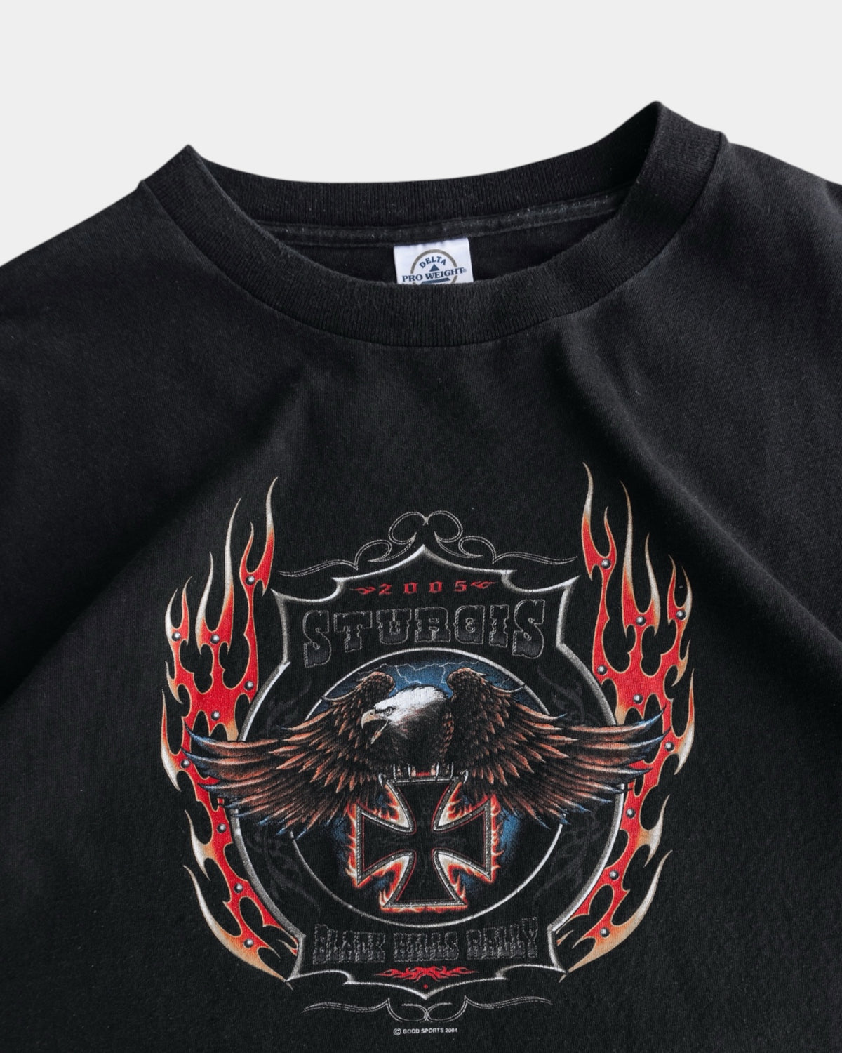 (XL) 2005 VINTAGE STURGUIS FLAMES TYPE CHOPPERS TEE