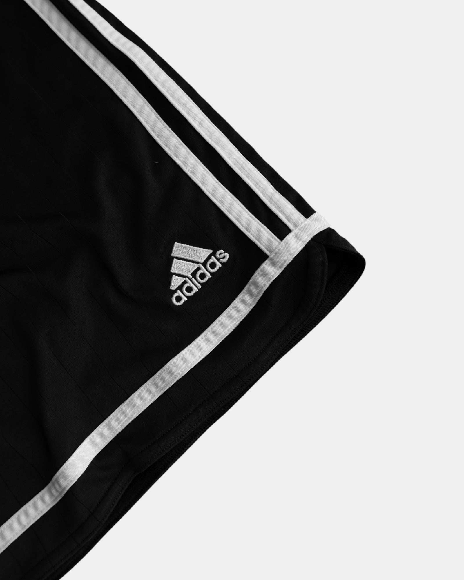 ADIDAS BLACK SHORT (L)