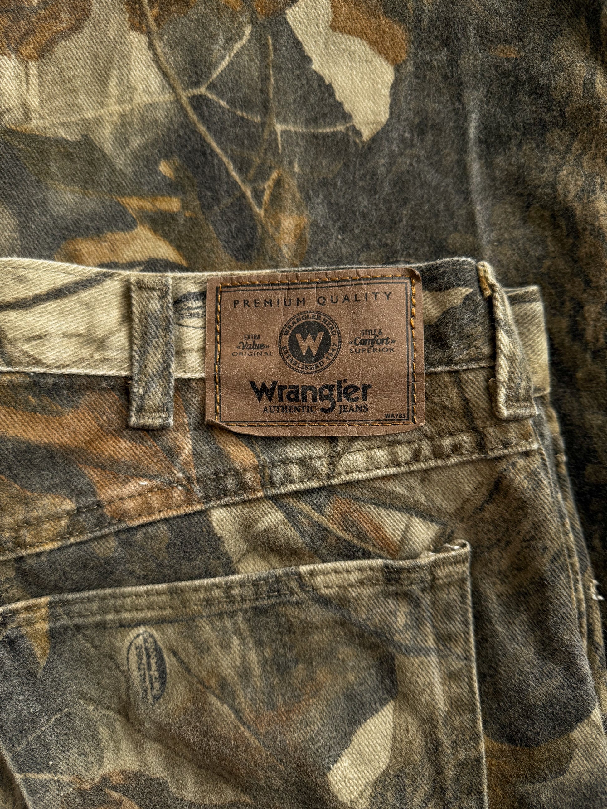 VINTAGE WRANGLER X REALTREE CAMO PANTS - 32x32