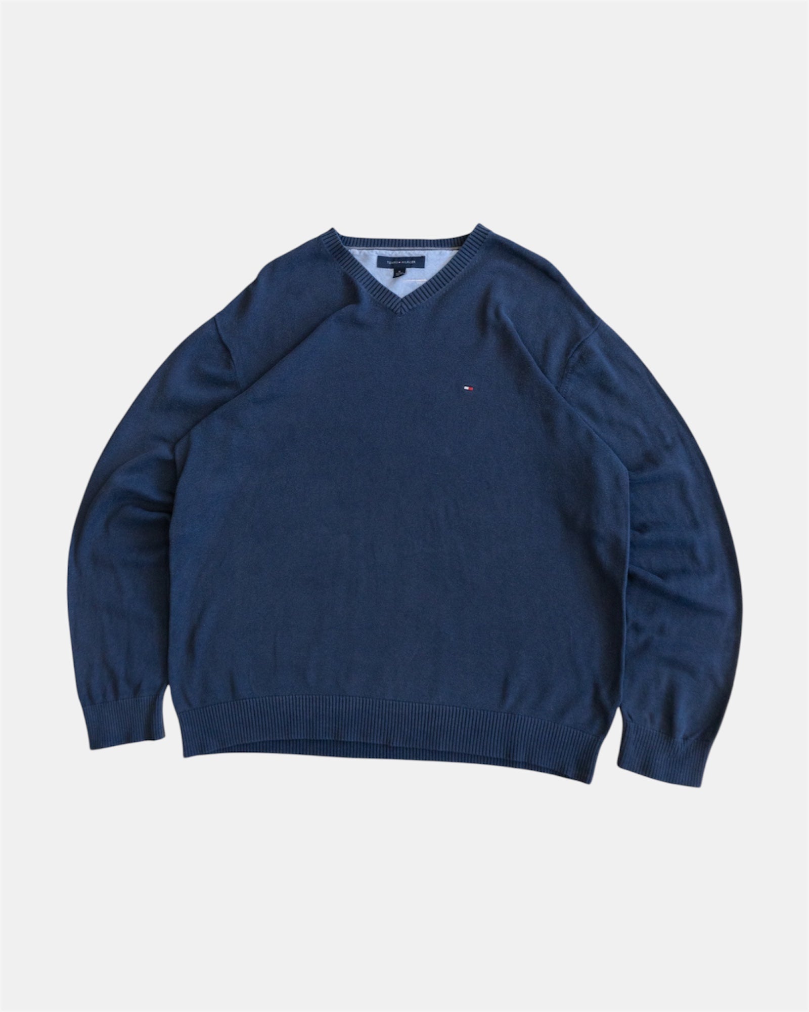 (FIT L) TOMMY HILFIGER NAVY SWEATER