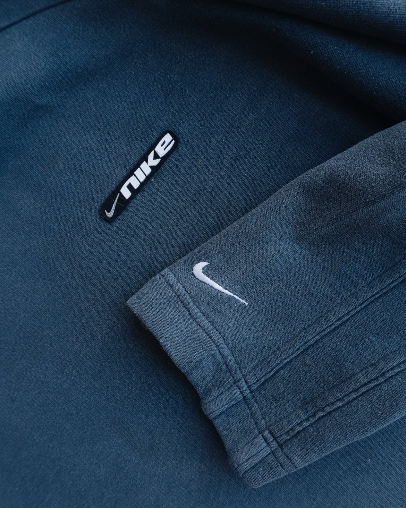 (L) 2000’S VINTAGE NIKE BOXY CREWNECK