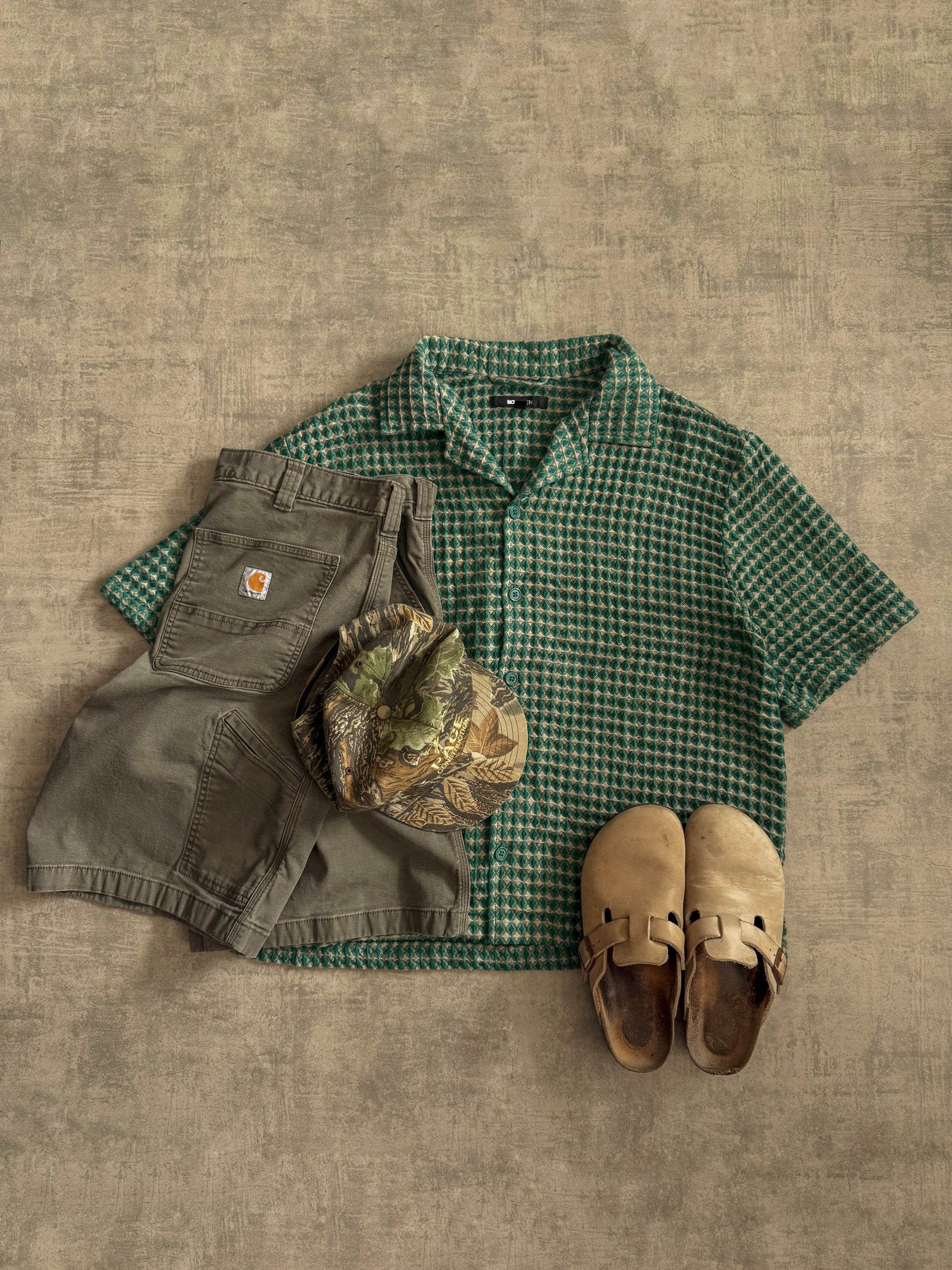 (BOXY L) GREEN TEXTURED SHIRT