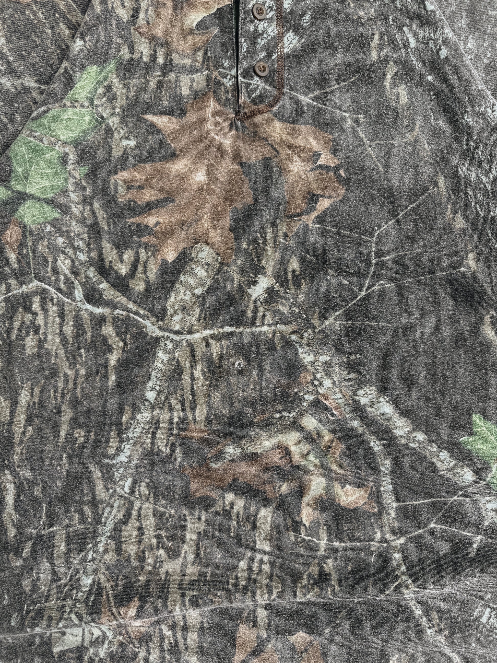 (L) VINTAGE REALTREE JERZEES HENLEY CAMO LONG SLEEVE