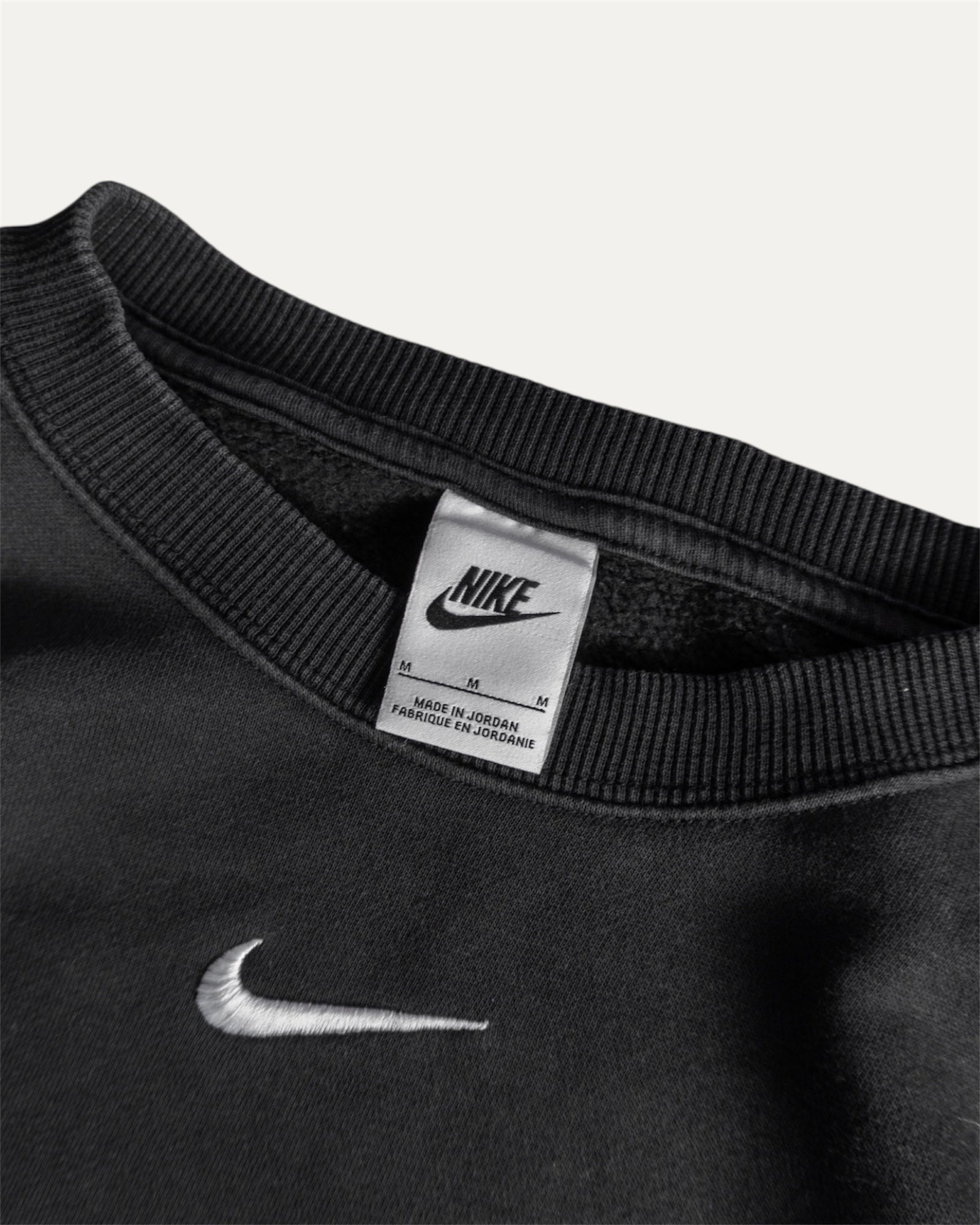 (M) NIKE CENTER SWOOSH CREWNECK