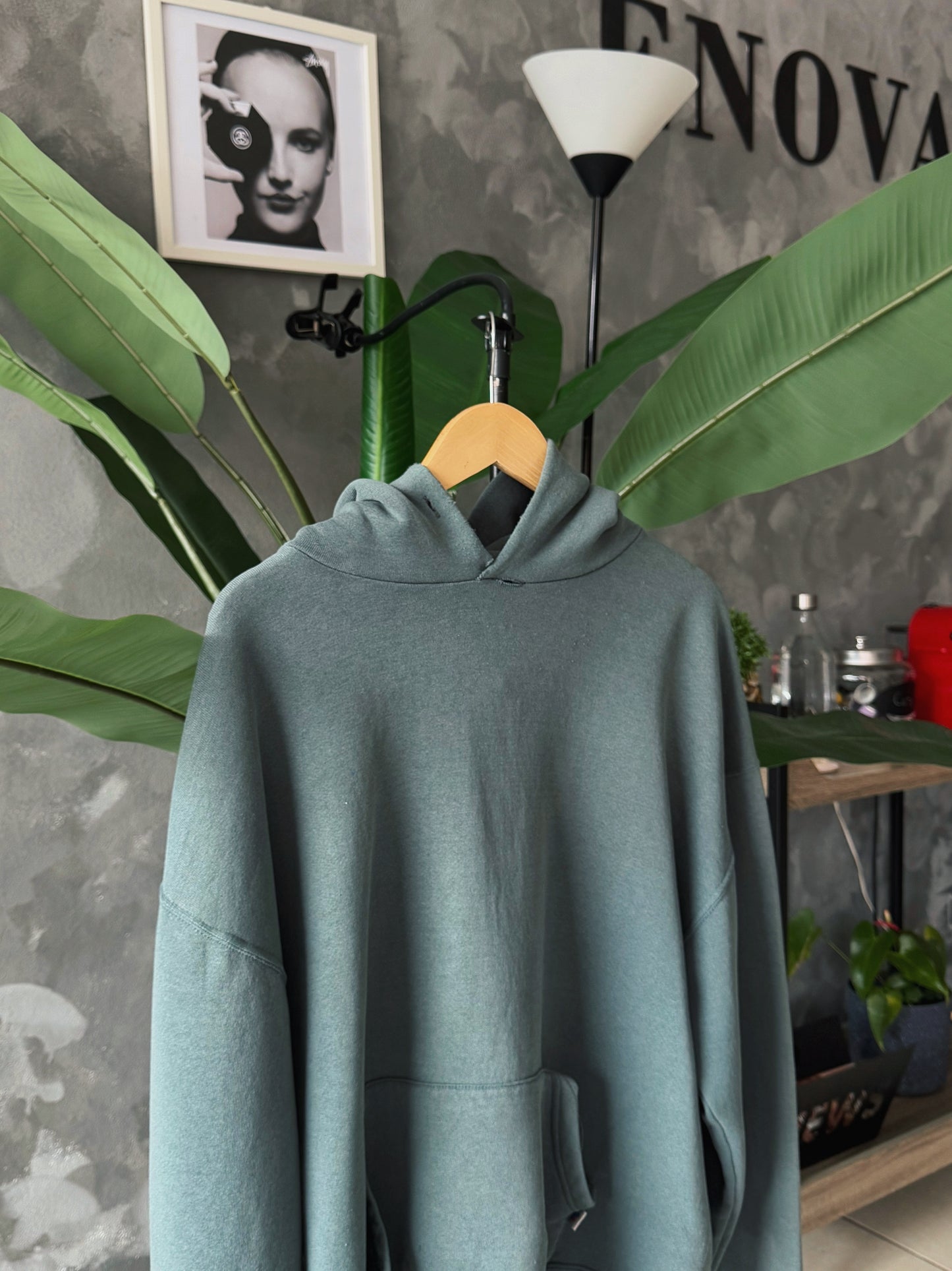 (BOXY L) 2000’S VINTAGE RUSSELL GREEN AMAZING FADED HOODIE