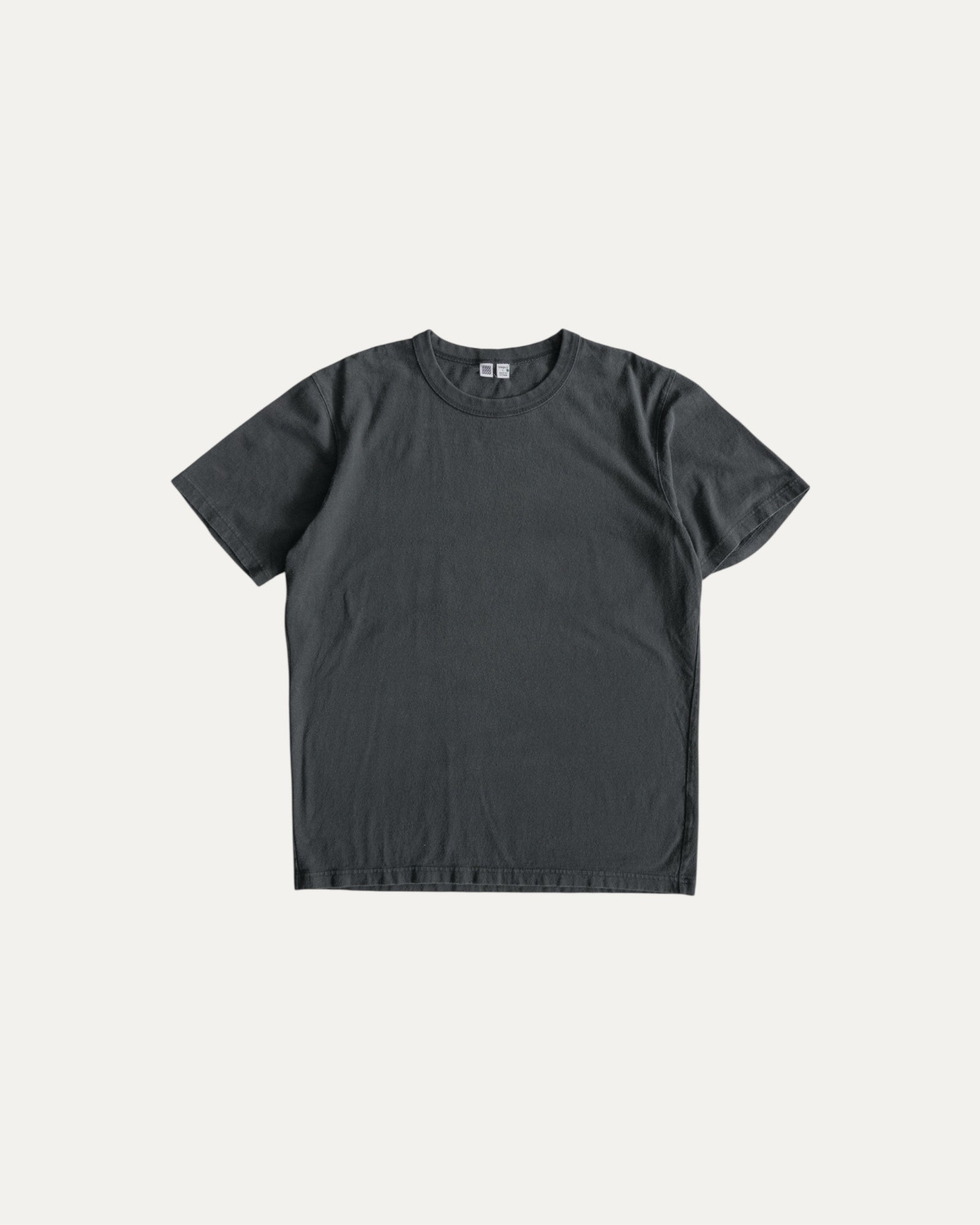 (L) UNIQLO BLANK TEE