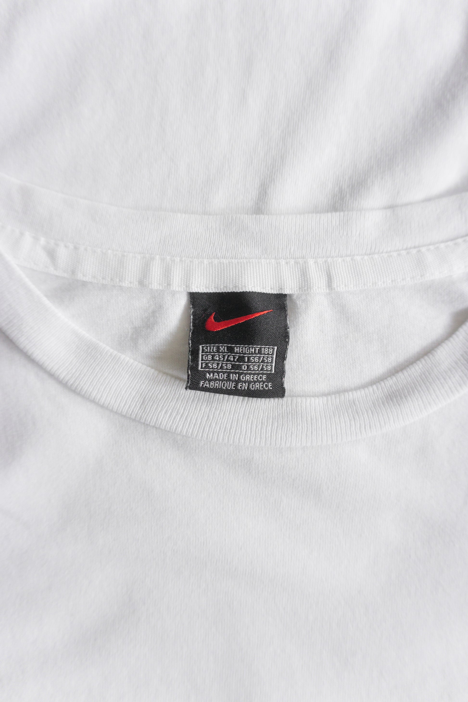 (XL) 90’S VINTAGE NIKE TEE