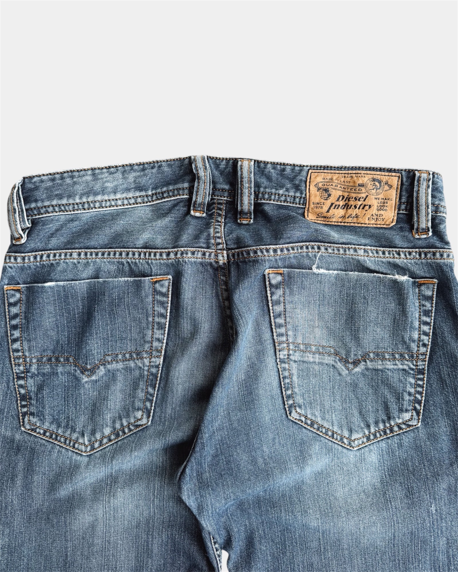 VINTAGE DIESEL WASHED FLARE JEANS - 30x32