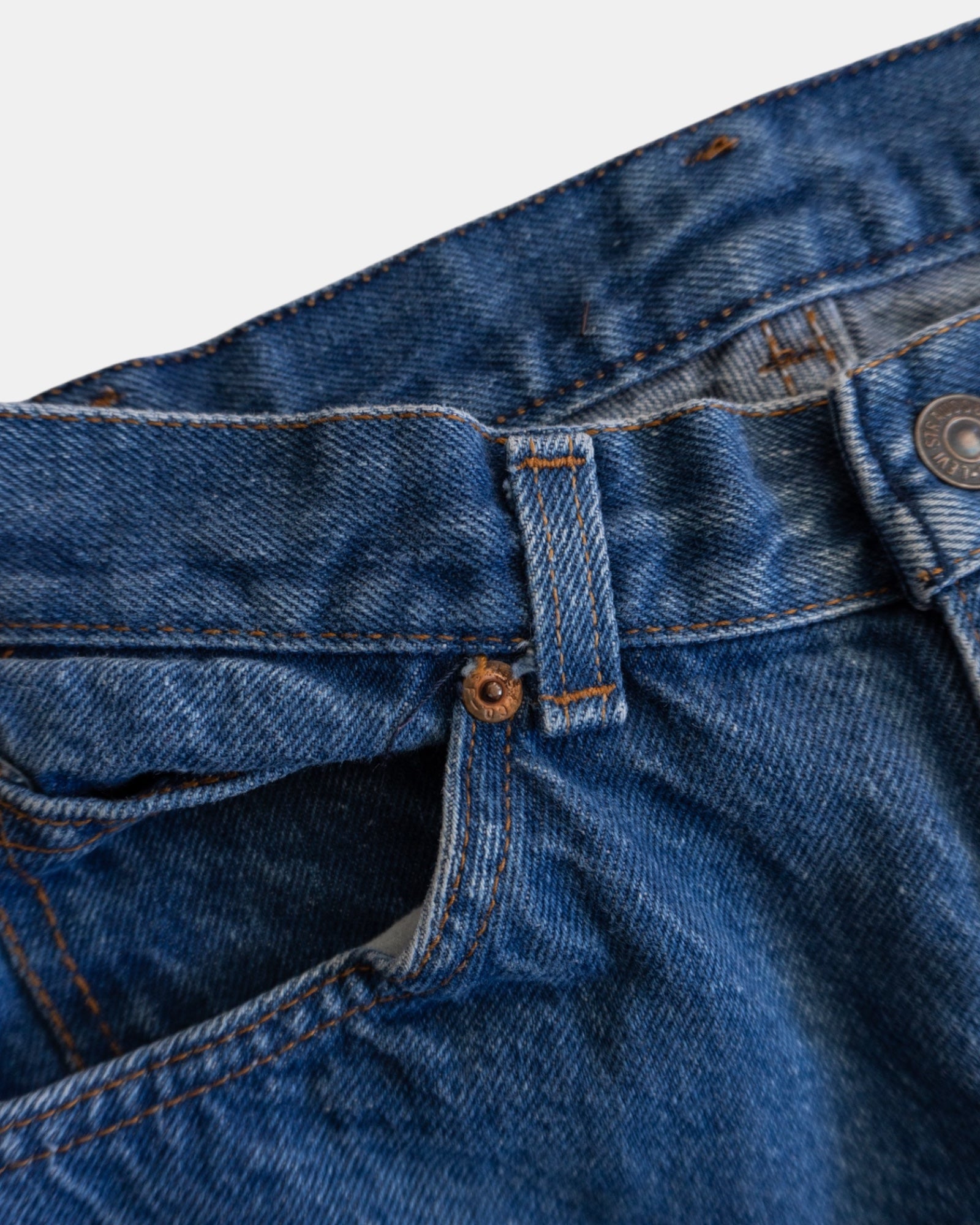 1980’S VINTAGE 939 LEVIS WOMEN’S WAIST JEANS - 28x28