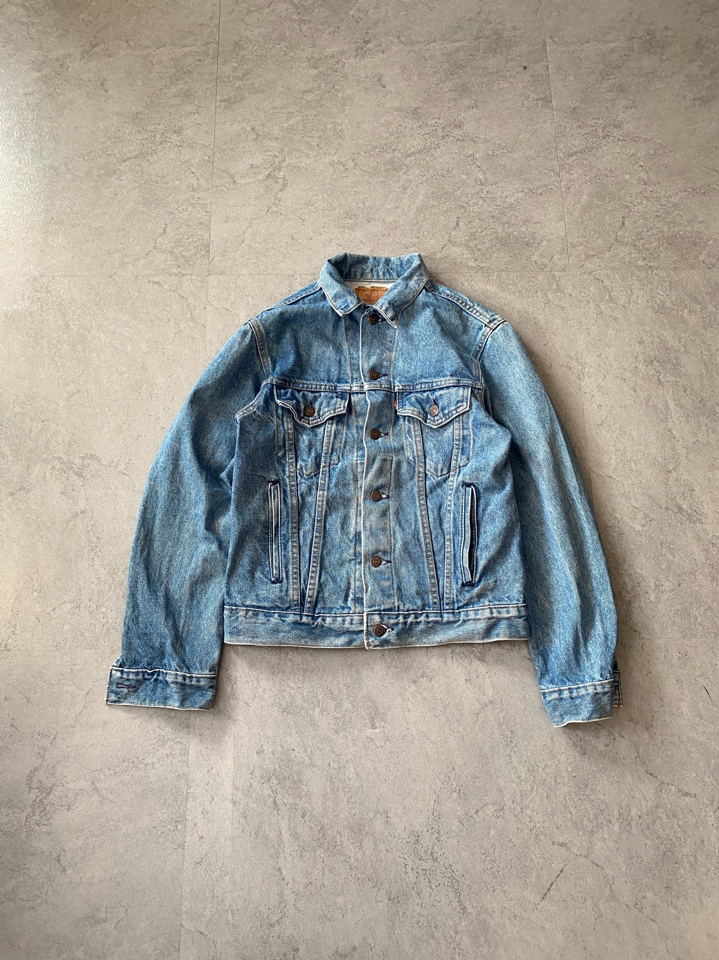 90s Vintage Levi’s Denim Jacket