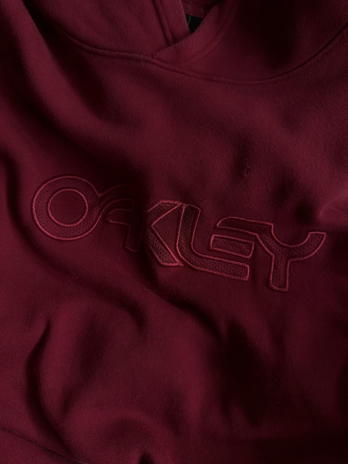 (S) OAKLEY RED HOODIE