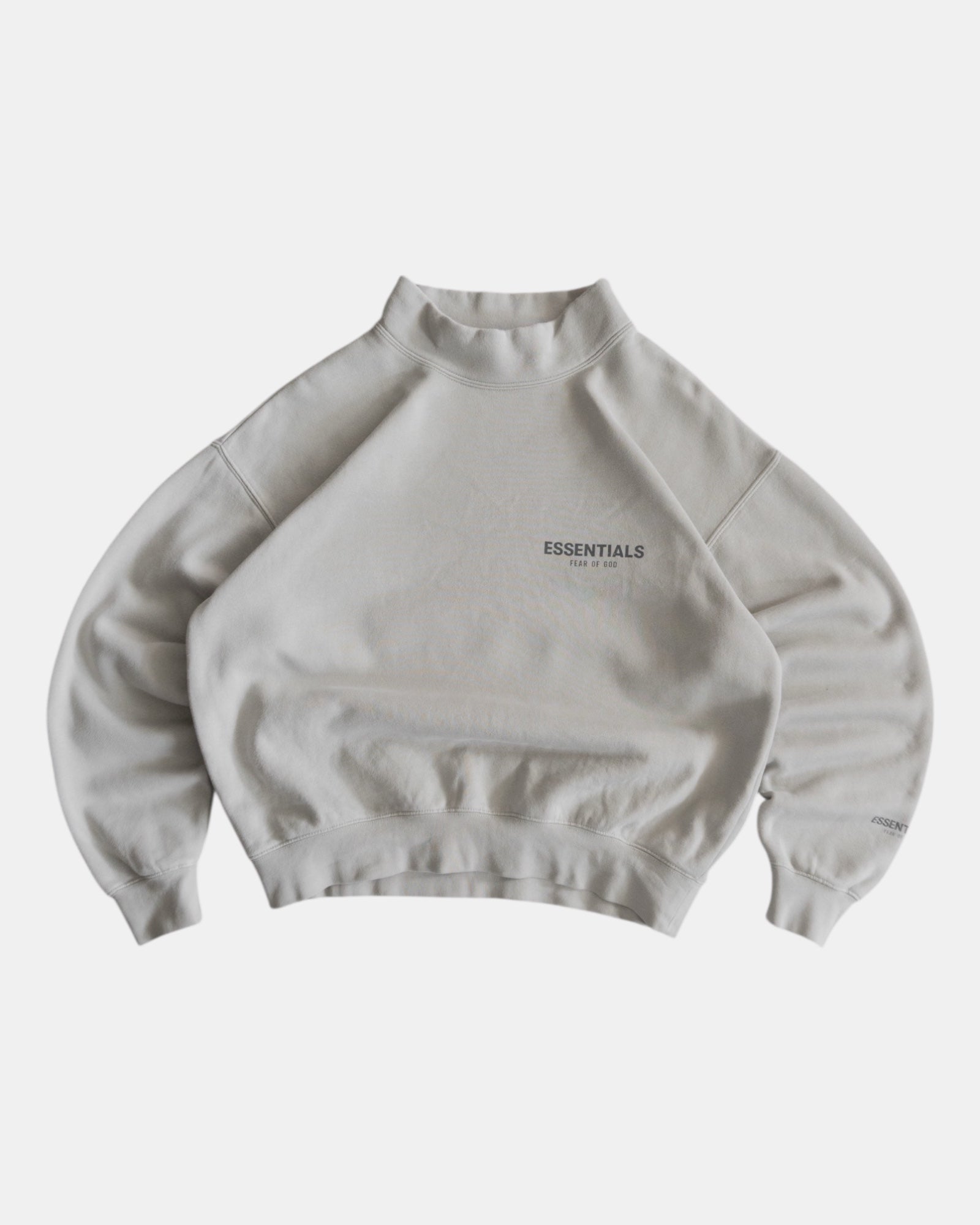 (BOXY M/L) ESSENTIALS CREWNECK
