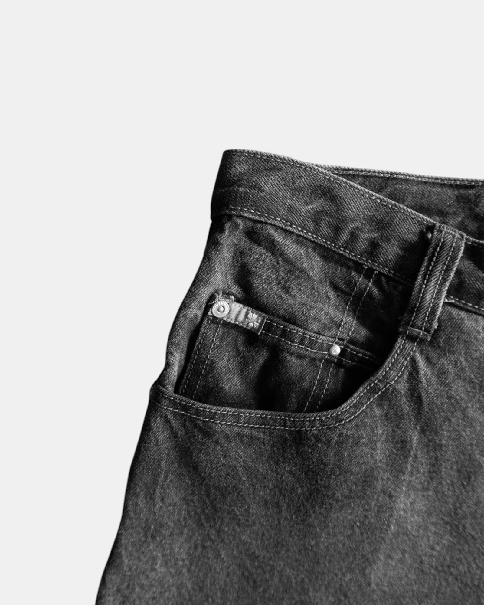 VINTAGE SOUTHPOLE CARPENTER FADED JORT - 36