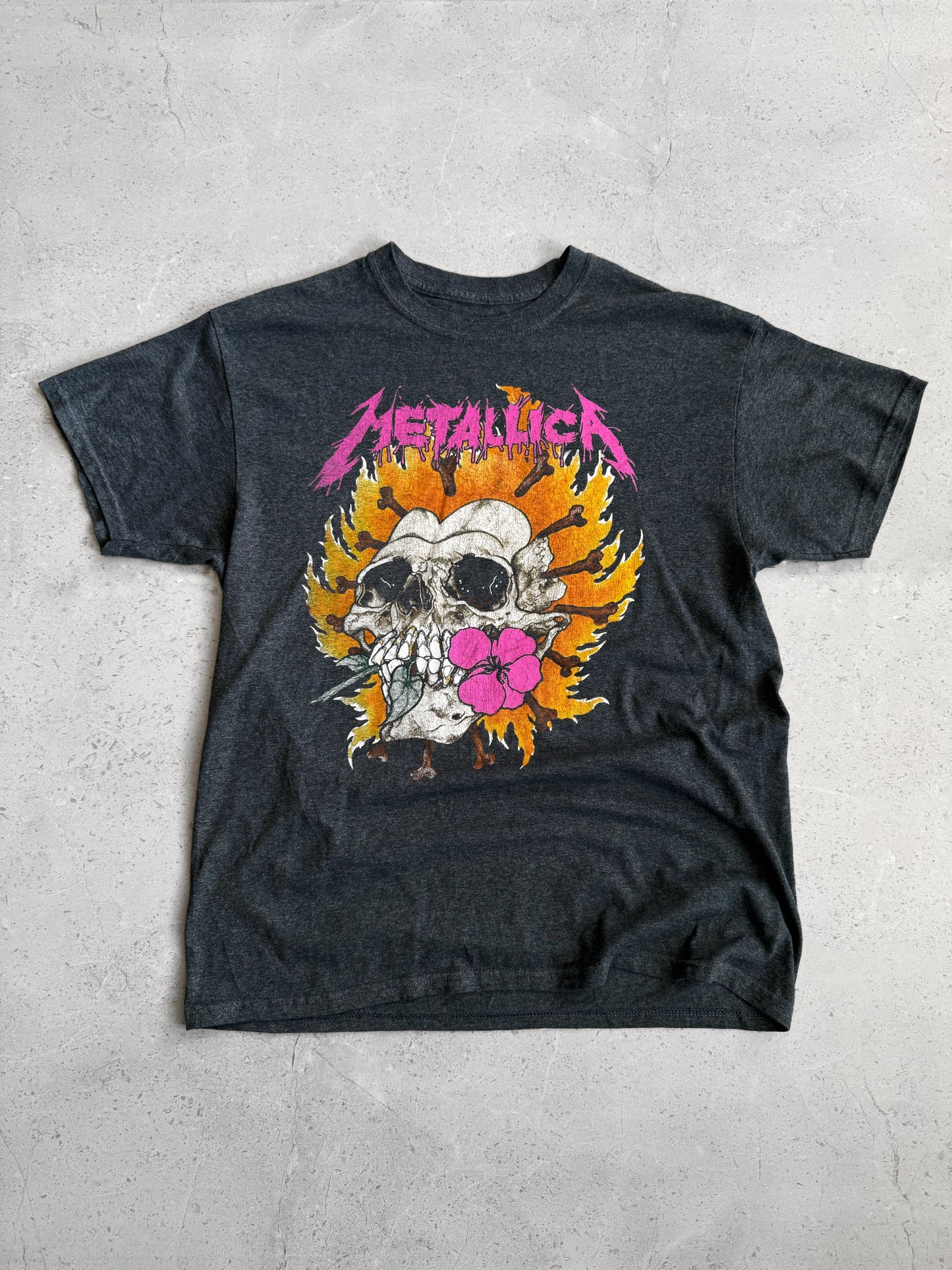 (L) METALLICA BAND TEE