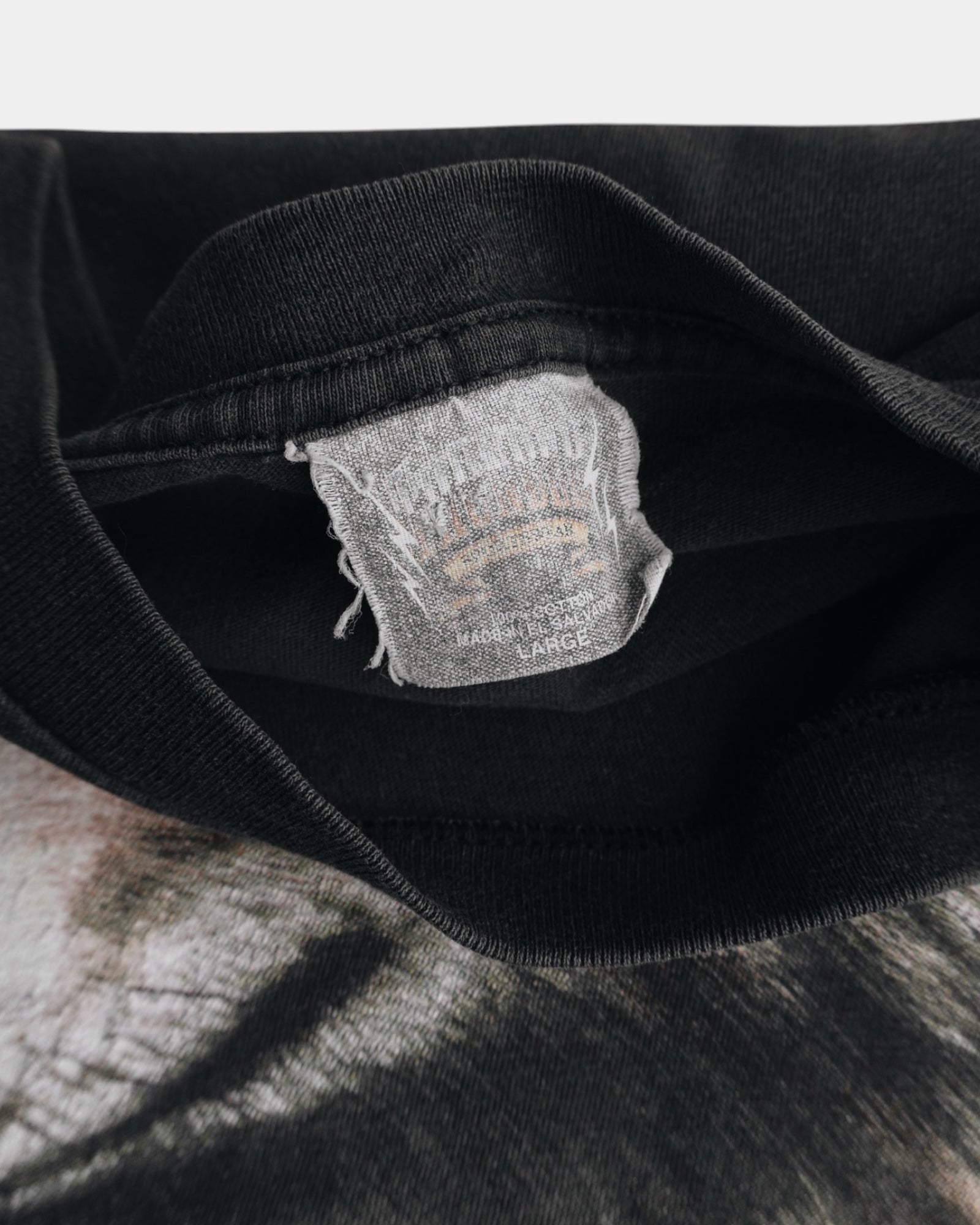 (BOXY M) 90’S VINTAGE WOLF FADED LONG SLEEVE