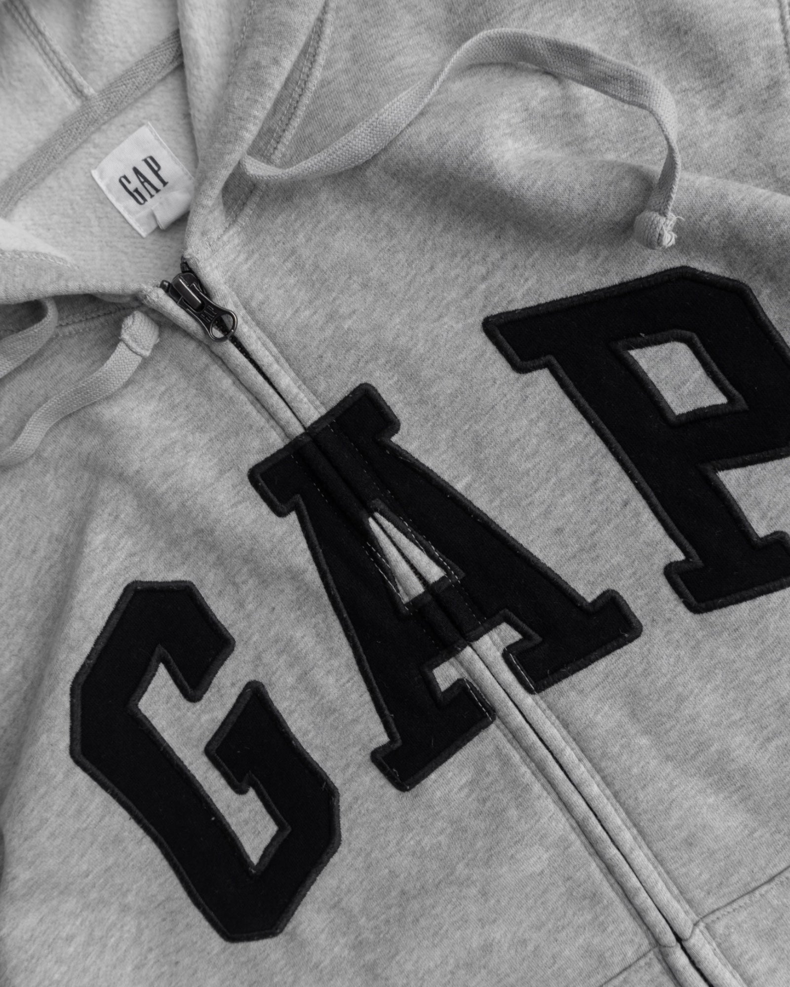 (S/M) GAP HOODIE FULL ZIP