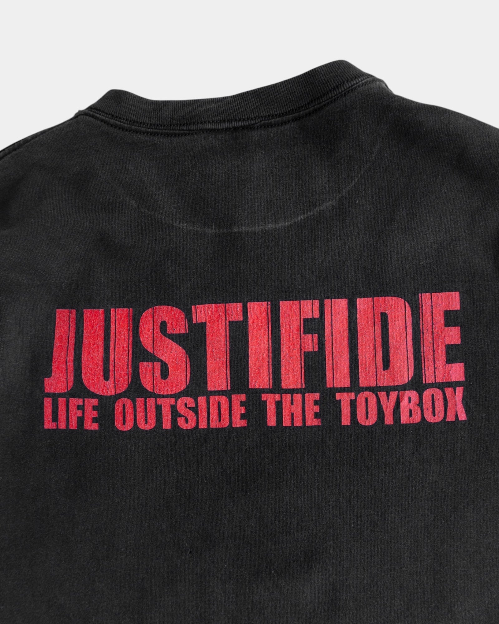 (L/XL) 00’S VINTAGE JUSTIFIDE LIFE OUTSIDE THE TOYBOX TEE