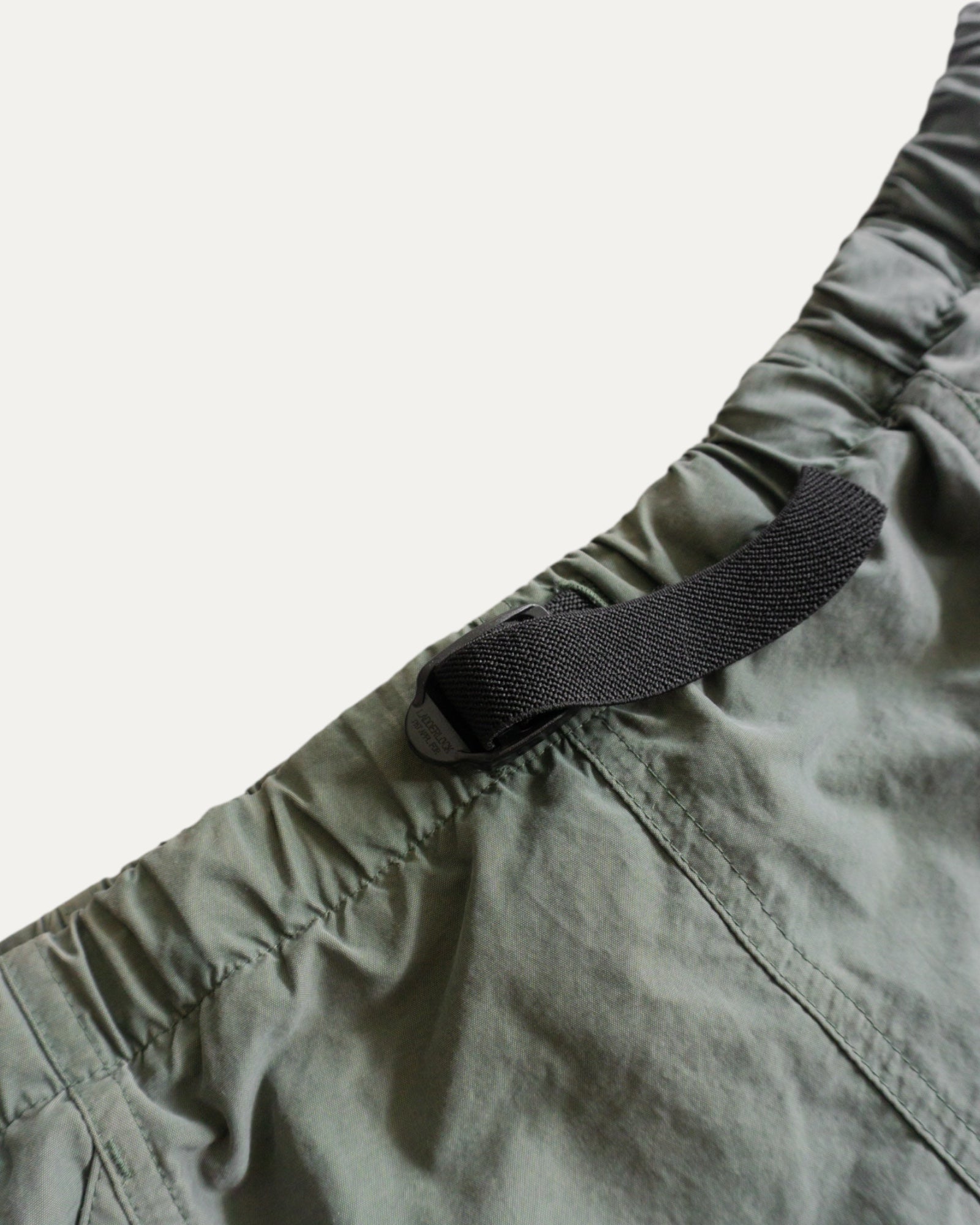 (XL) COLUMBIA HIKING SHORT