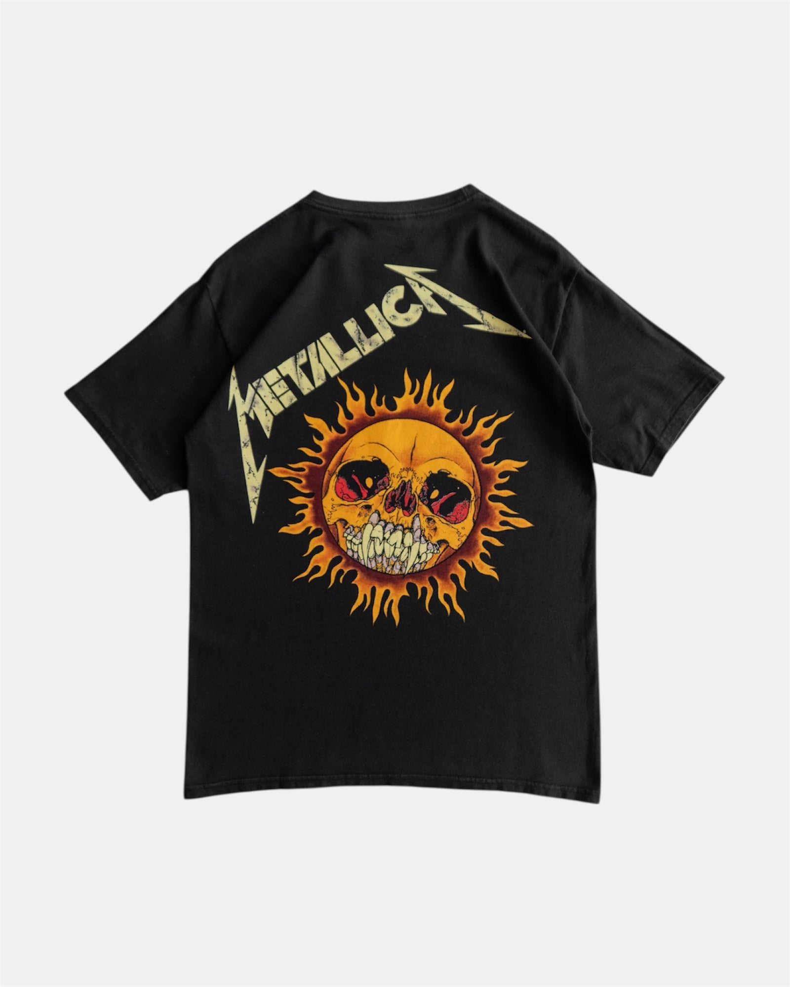 (M) 2000’S VINTAGE METALLICA PUSHEAD FLAMING SKULL BAND TEE