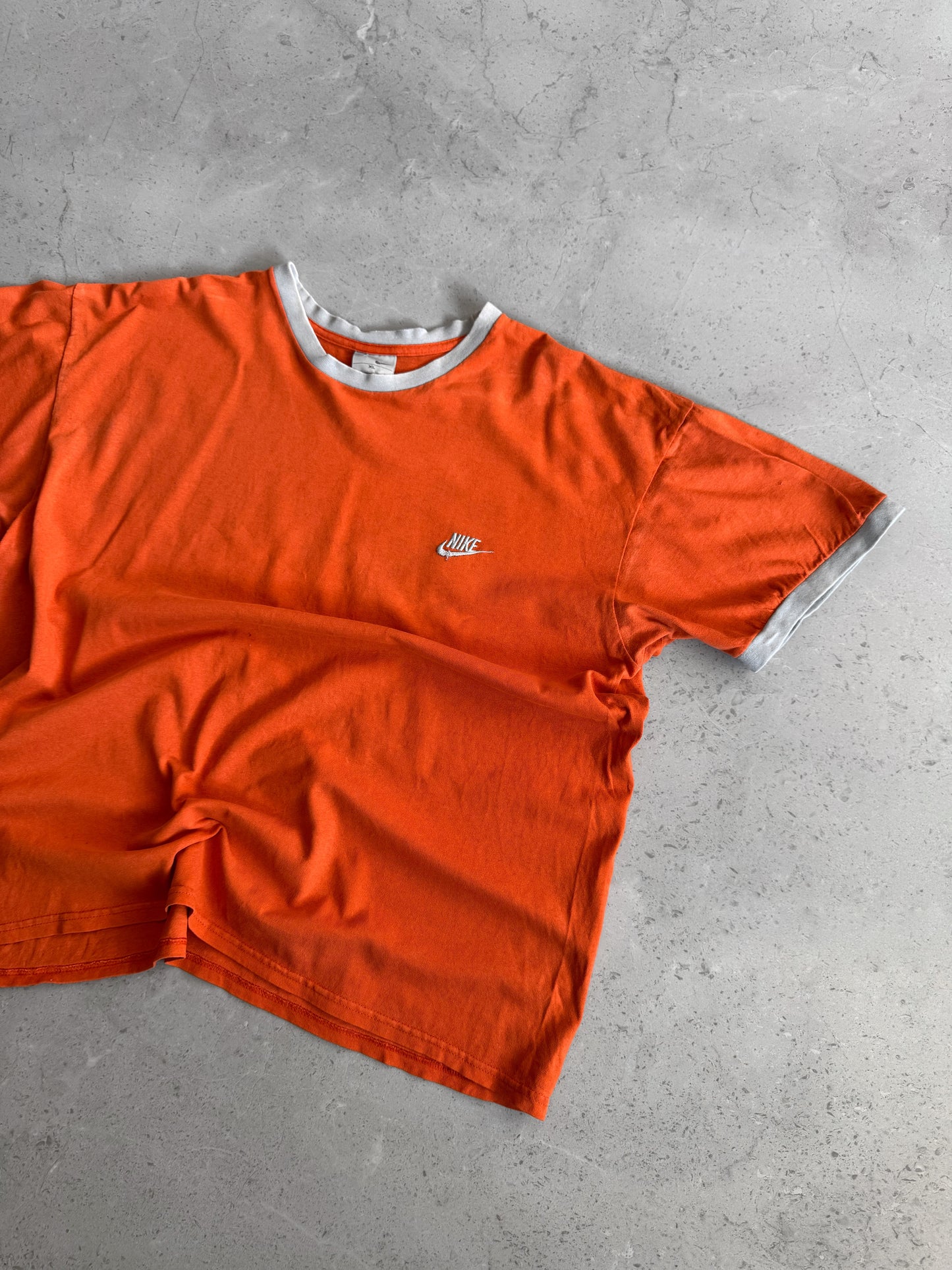 (L-XL) 2000’S VINTAGE NIKE ORANGE TEE