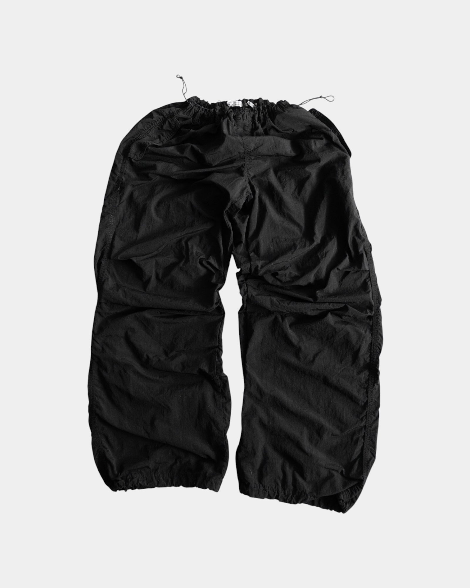 BLACK PARACHUTE PANTS - M