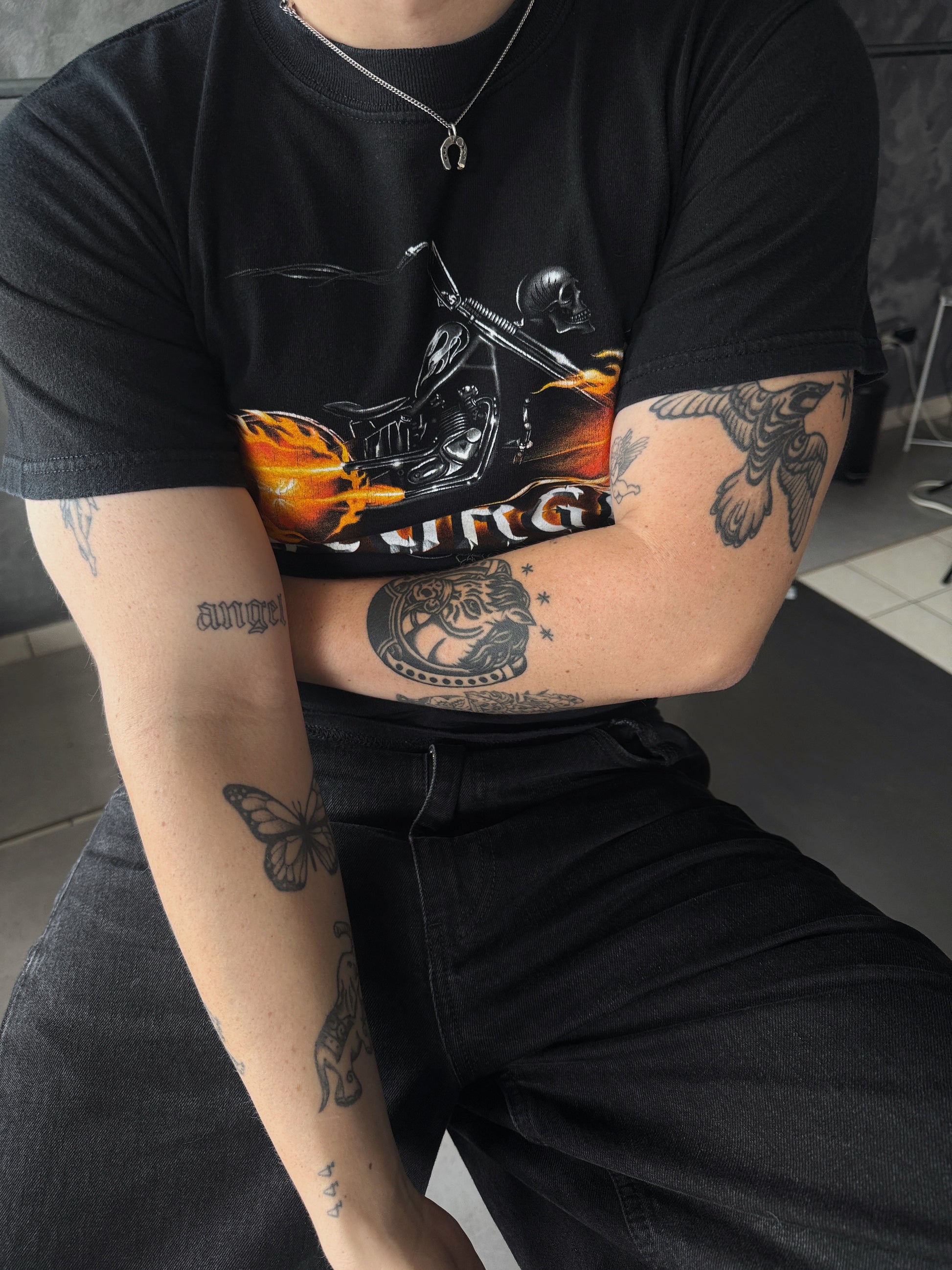 (S) VINTAGE STURGUIS MOTORCYCLE RALLY TEE