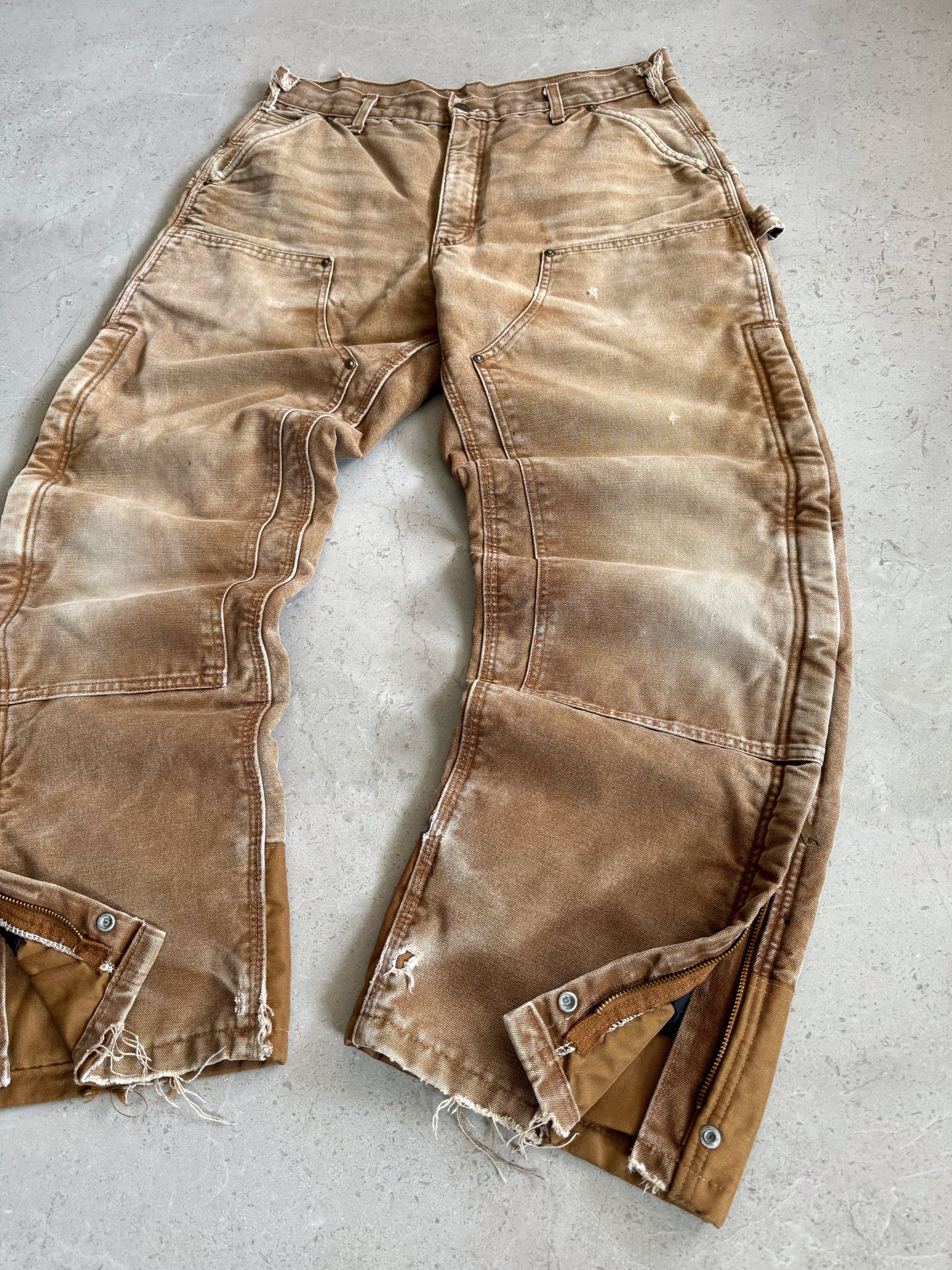 90’s Vintage Carhartt Faded Double Knee Rare Find Pant