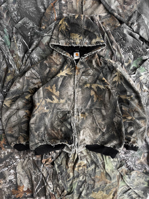 (XL) VINTAGE CARHARTT REALTREE DISTRESSED ACTIVE JACKET