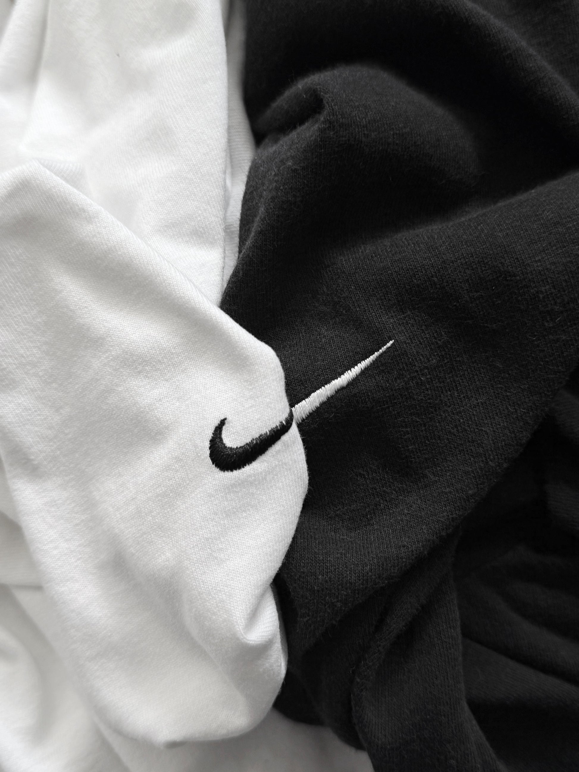 (XL) 00’S VINTAGE NIKE TEE