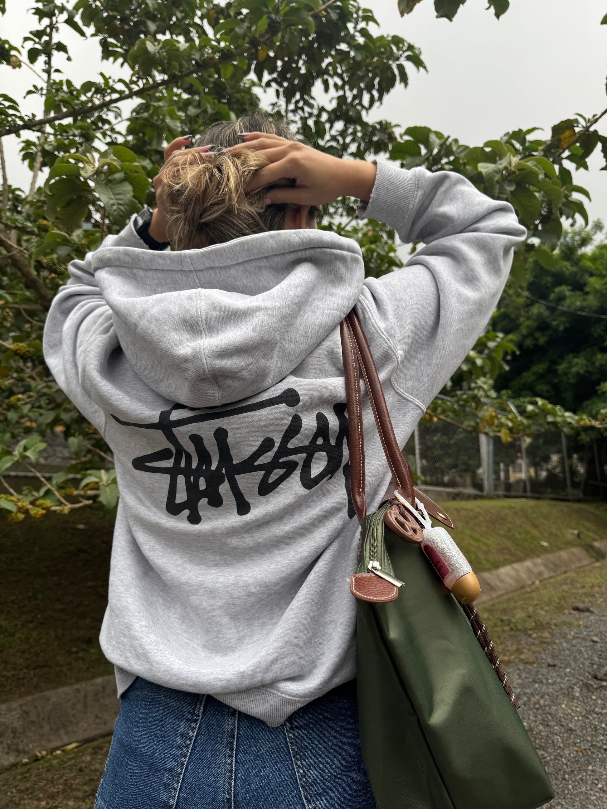 (S/M) STUSSY HOODIE