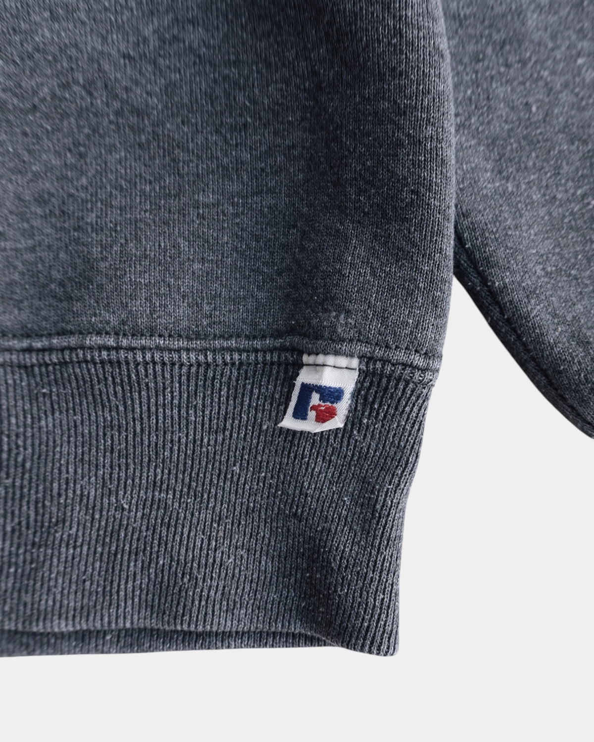 (BOXY M) VINTAGE RUSSELL BLANK CREWNECK