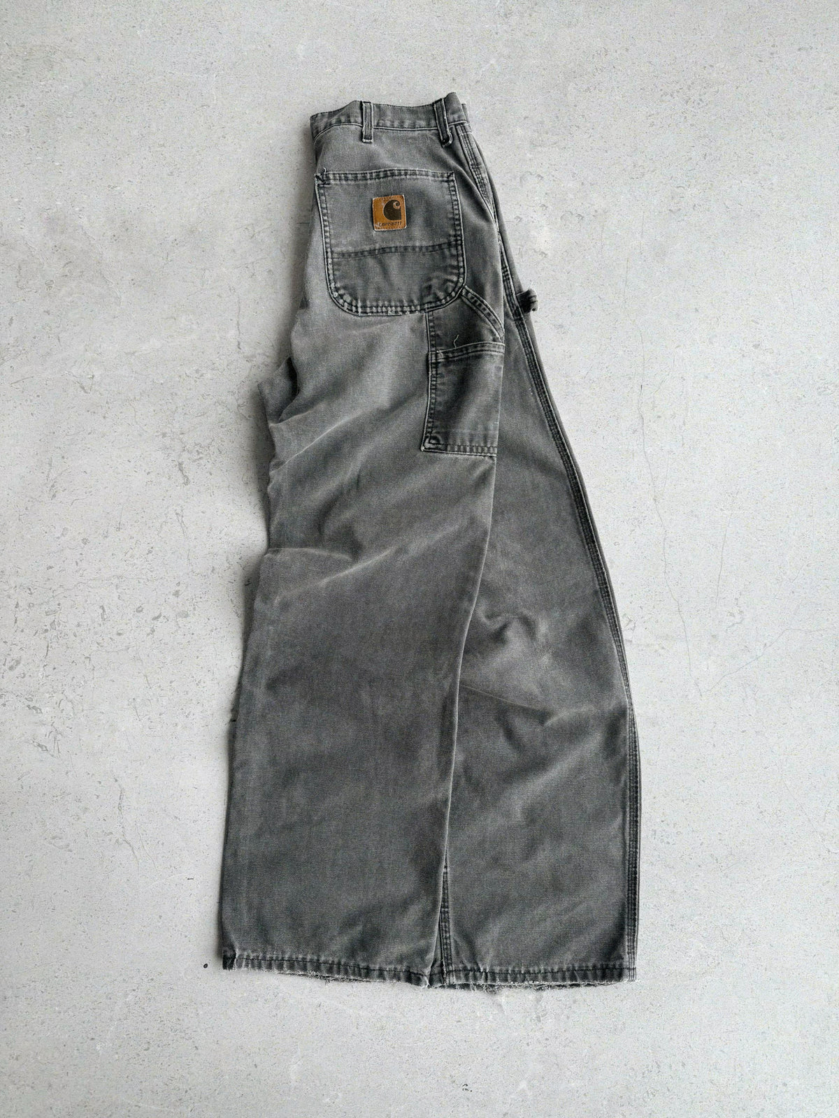 90’S VINTAGE CARHARTT FADED CARPENTER PANTS - 33x32