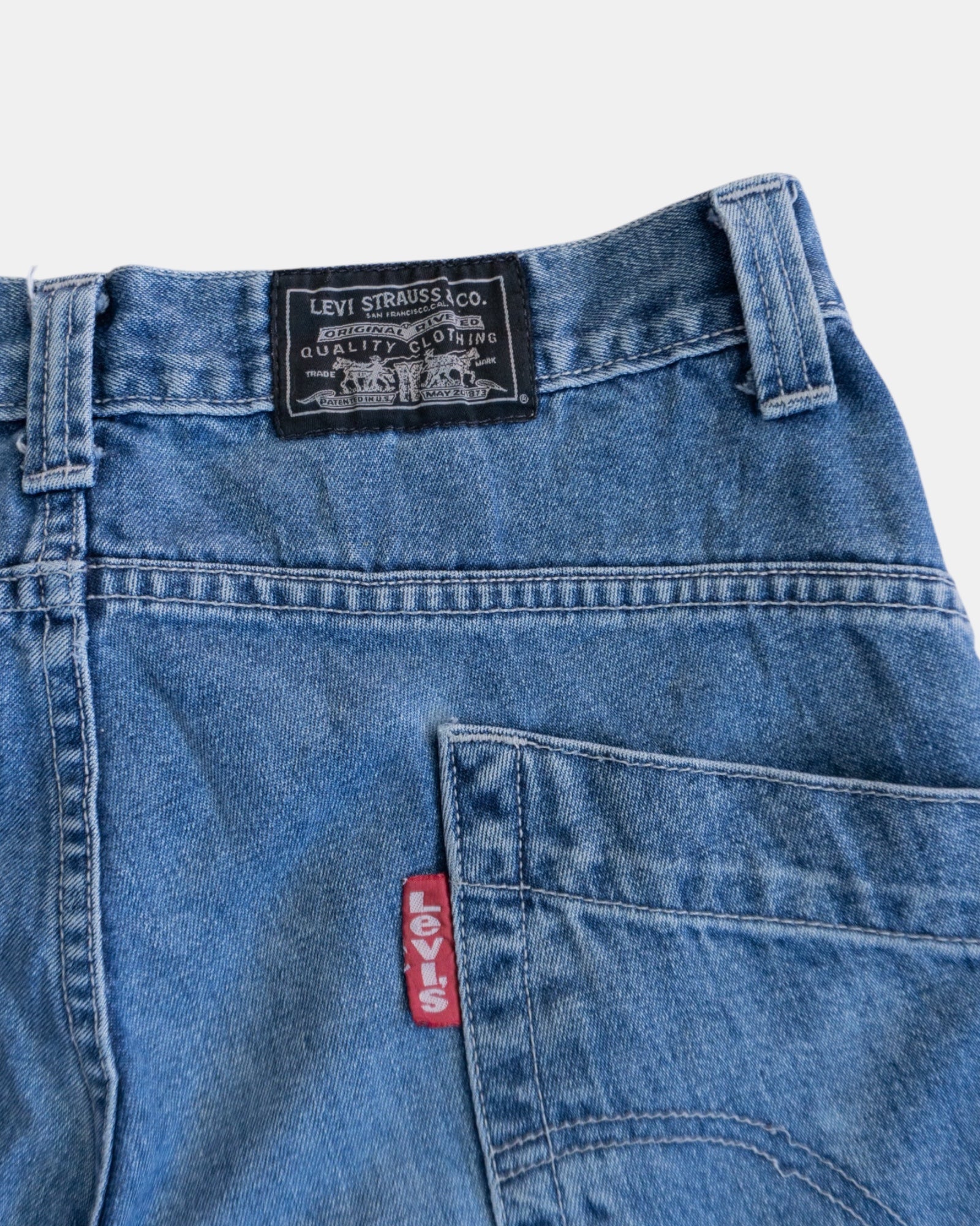 VINTAGE Y2K LEVIS RED TAB WIDE LEG TYPE JNCO PANTS