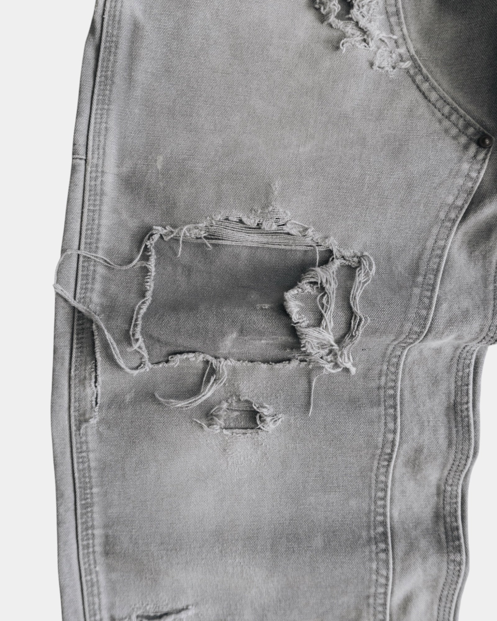 VINTAGE CARHARTT DISTRESSED AND FADED PANTS - 34x32