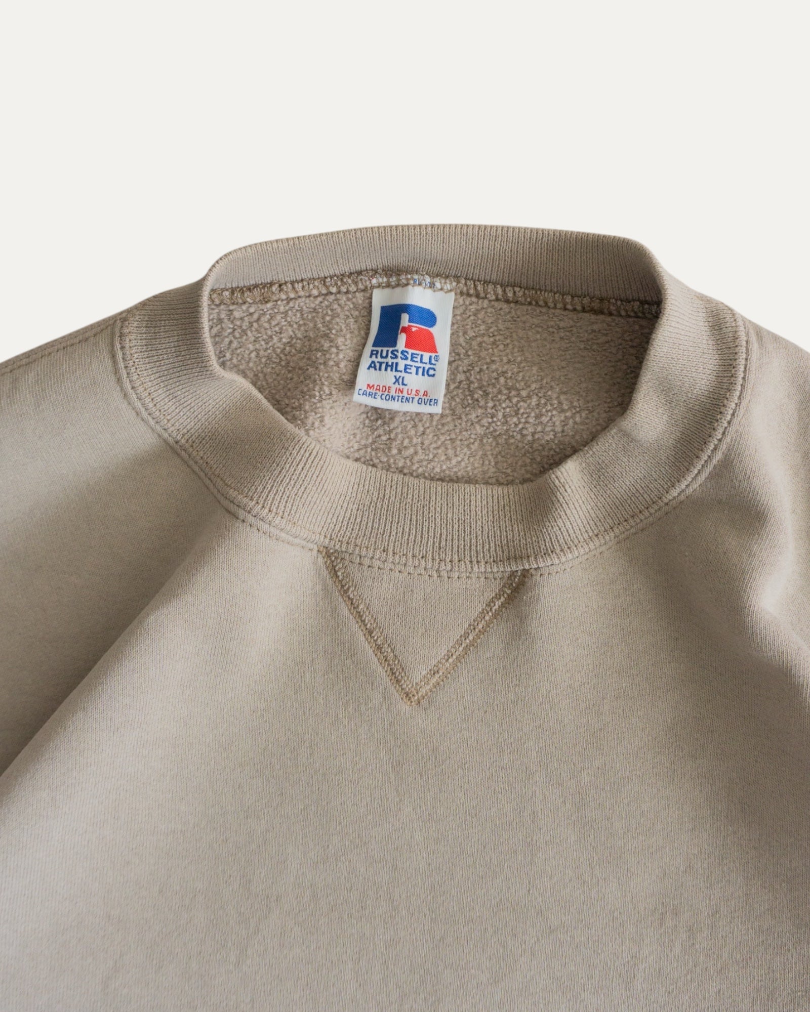 (BOXY L) 90’S VINTAGE RUSSELL CREWNECK
