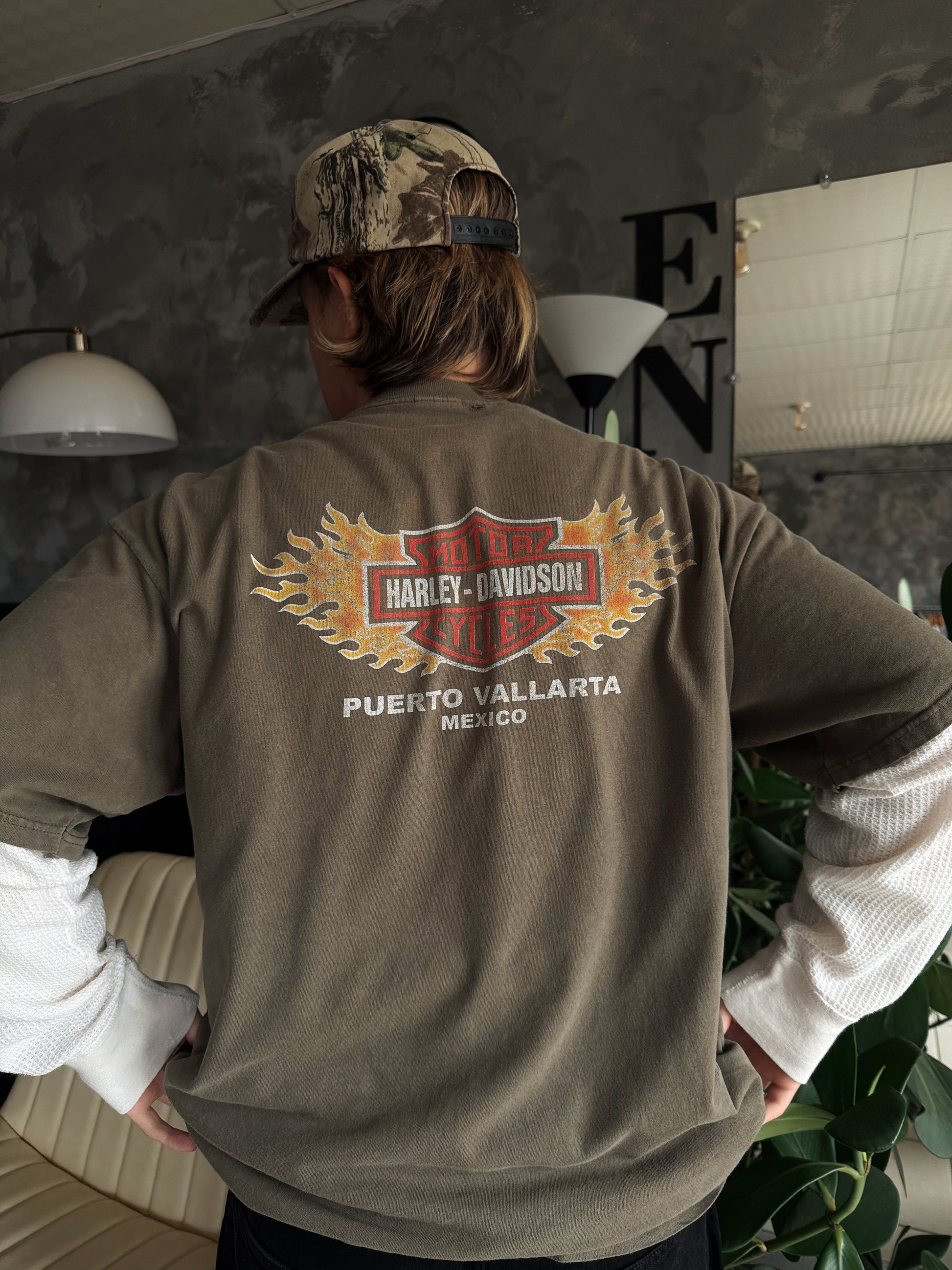 (XL) VINTAGE HARLEY DAVIDSON FLAMES TEE