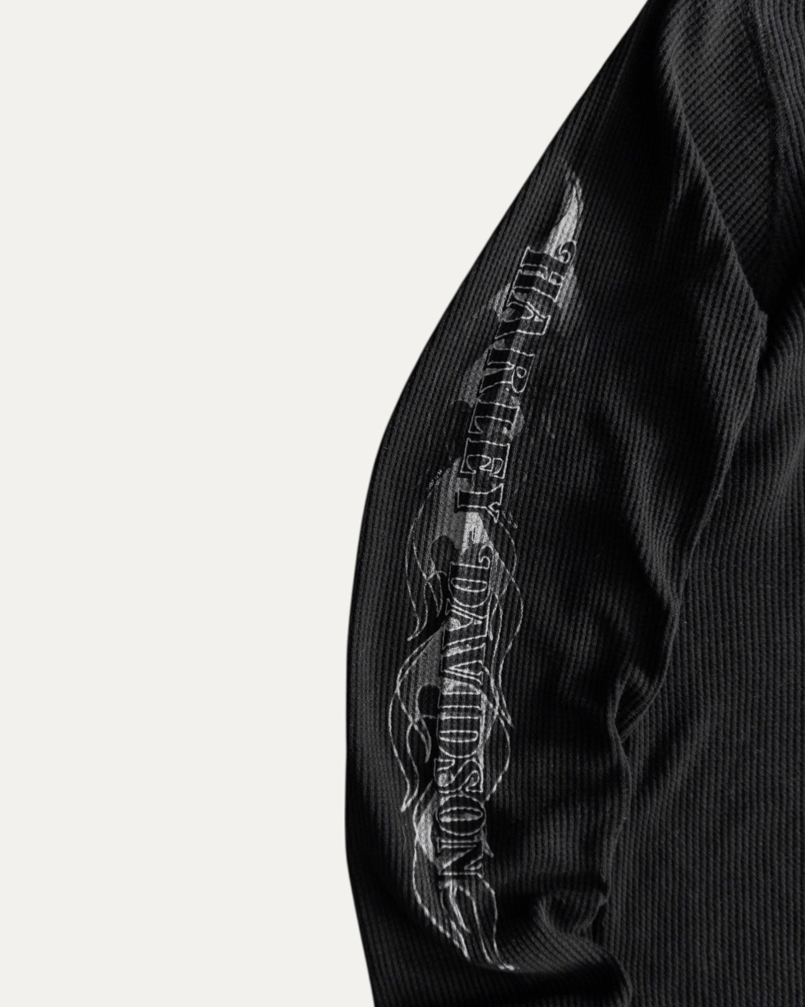 (S/M) VINTAGE HARLEY DAVIDSON THERMAL FLAMES LONG SLEEVE