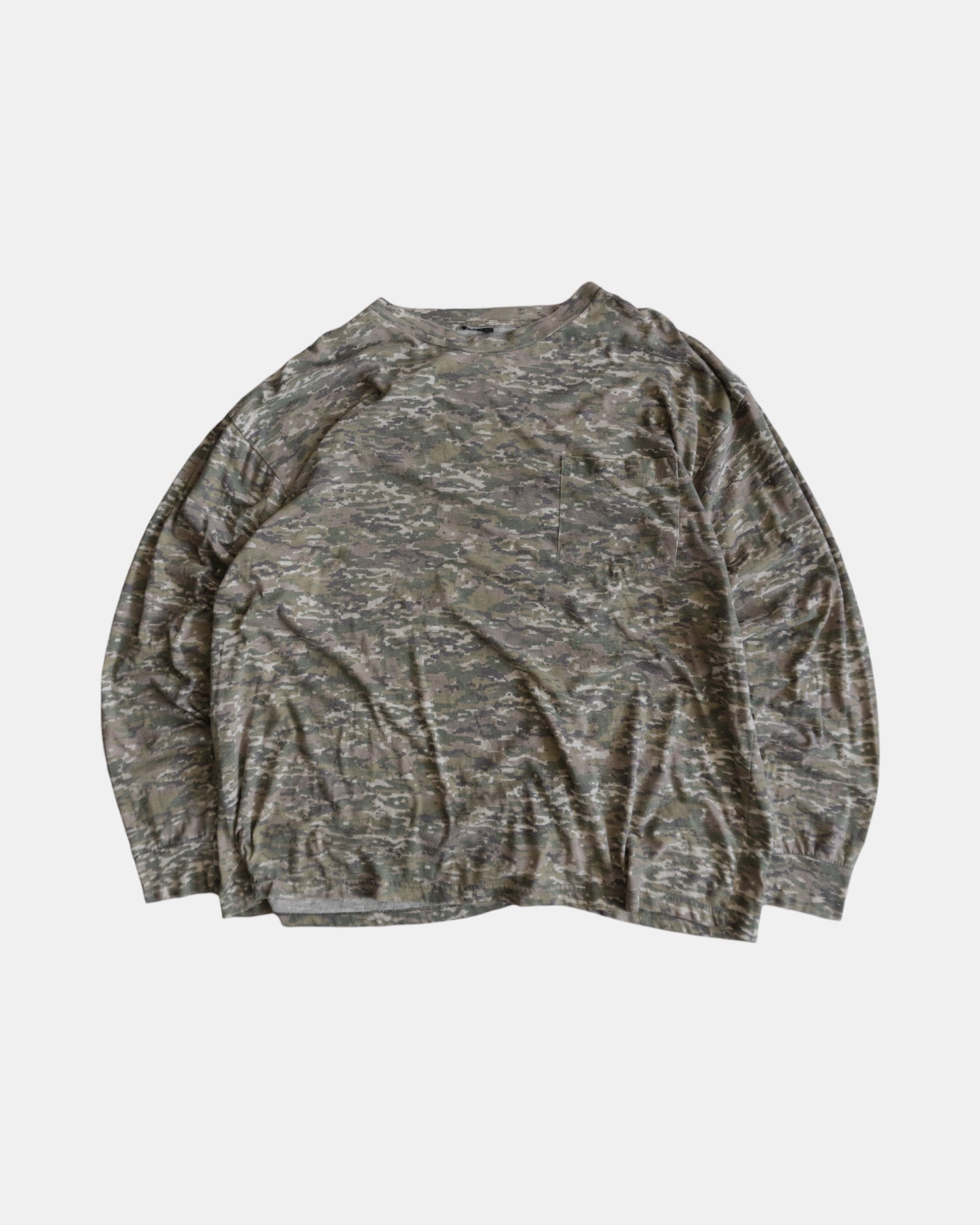 (L) 90’S VINTAGE CAMO LONG SLEEVE