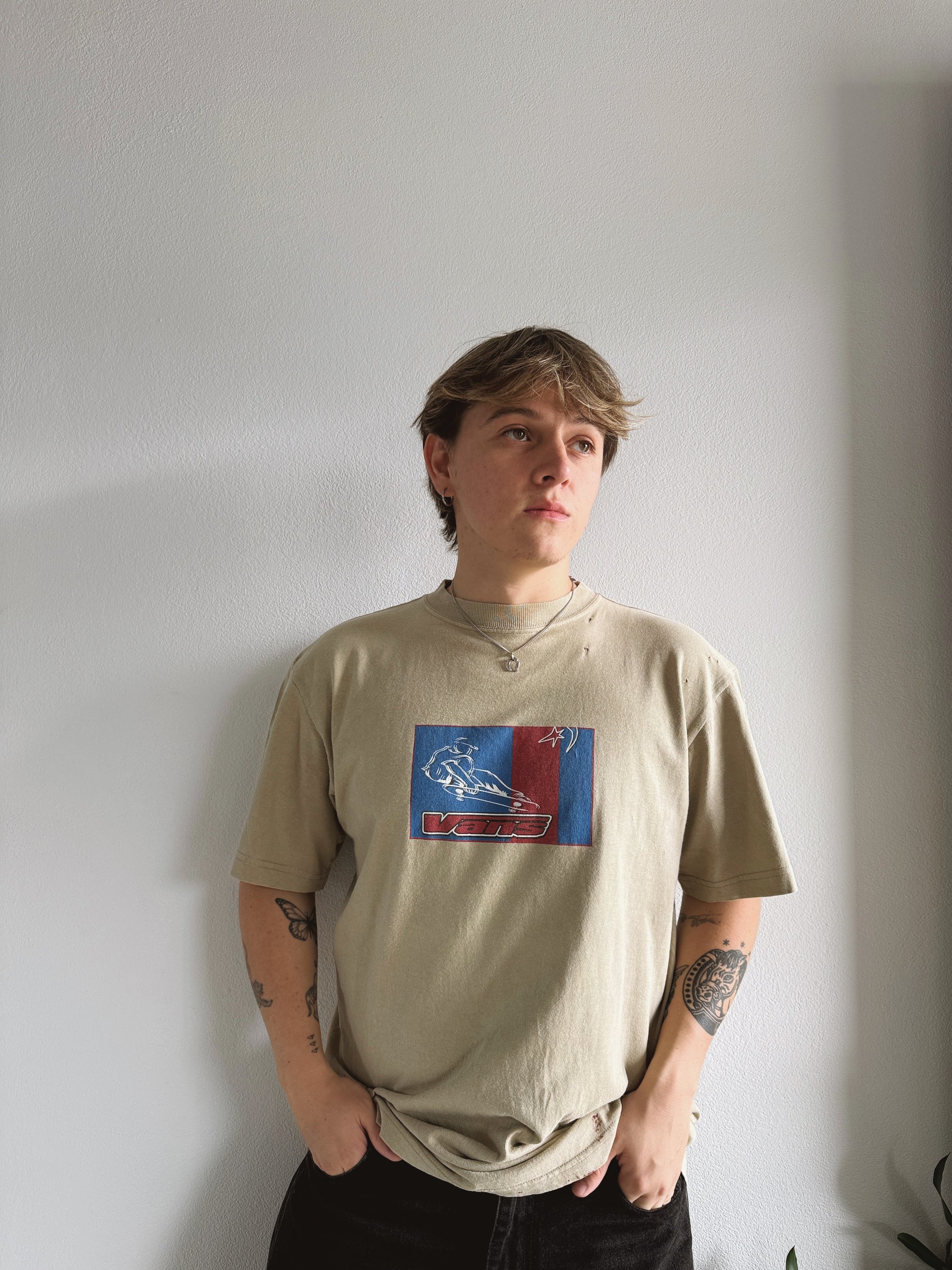 (L) 00’S VINTAGE VANS SKATE TEE