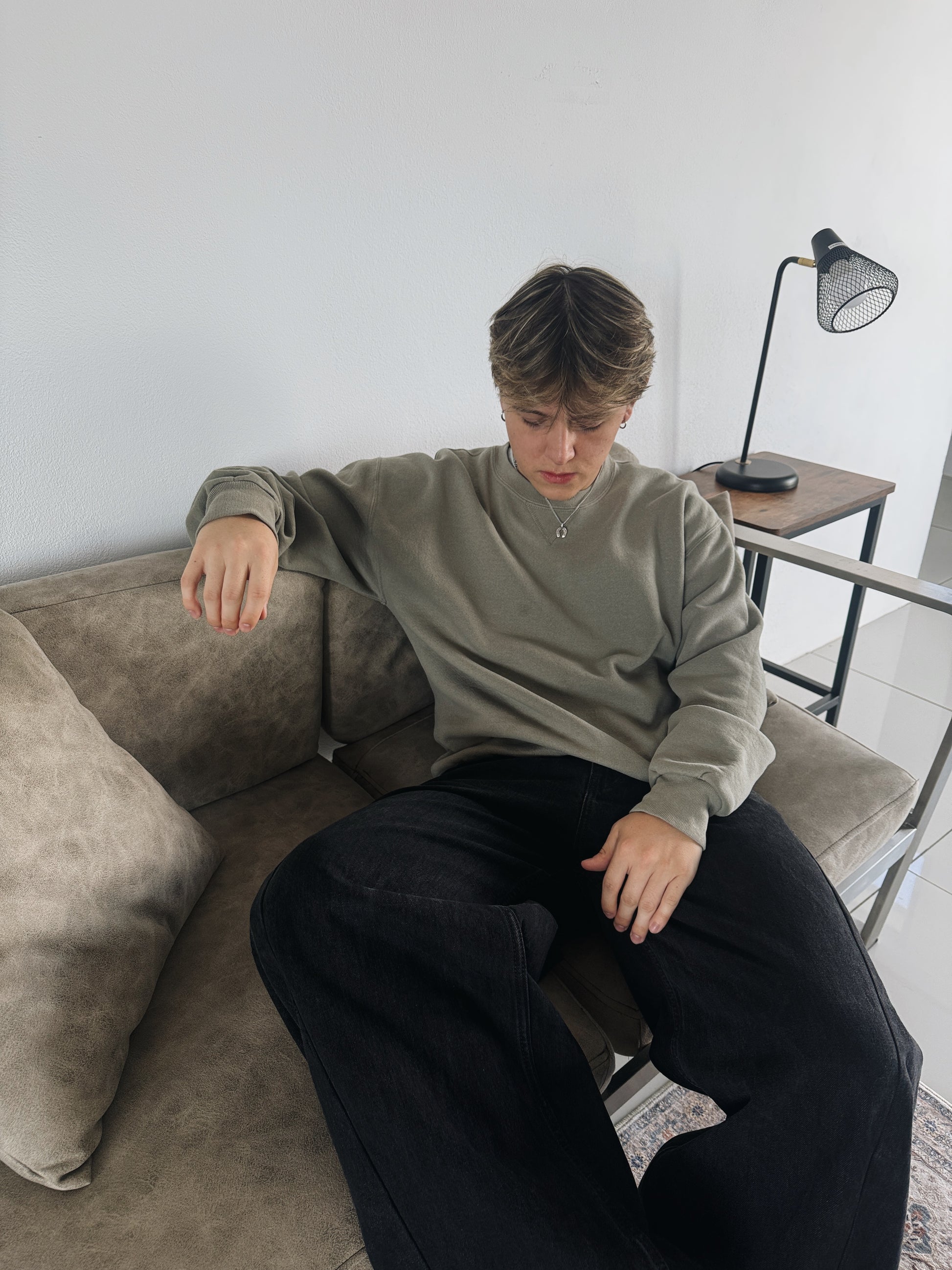 (M) 00’S VINTAGE RUSSELL CREWNECK
